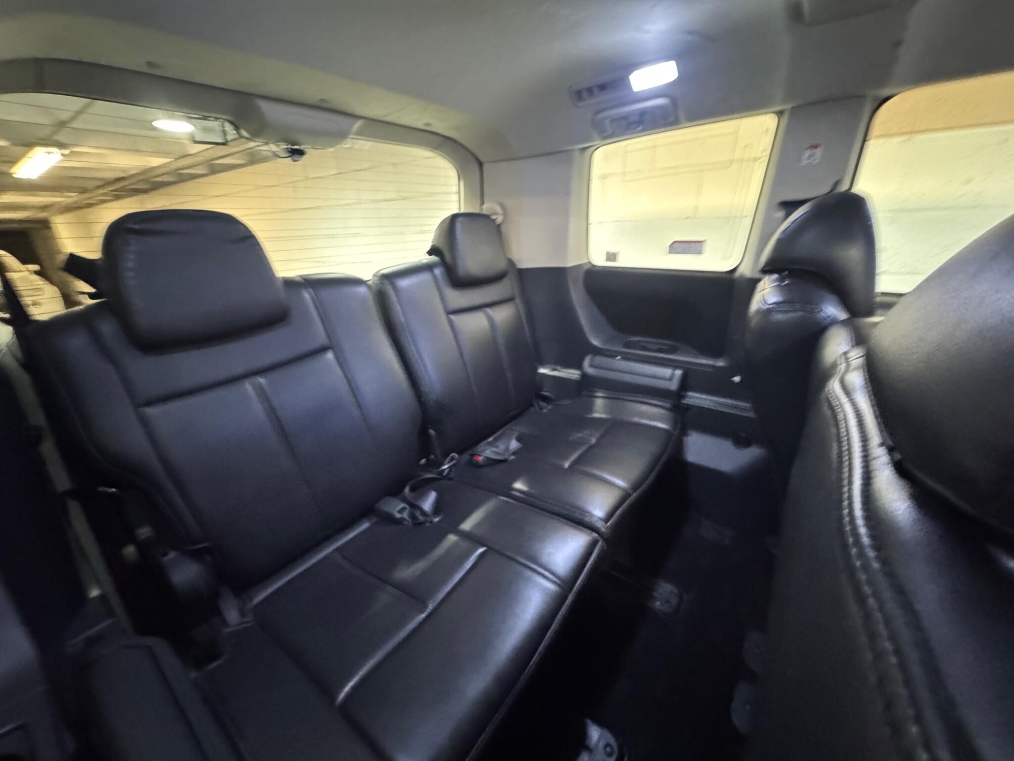 Mitsubishi Delica - Image 13