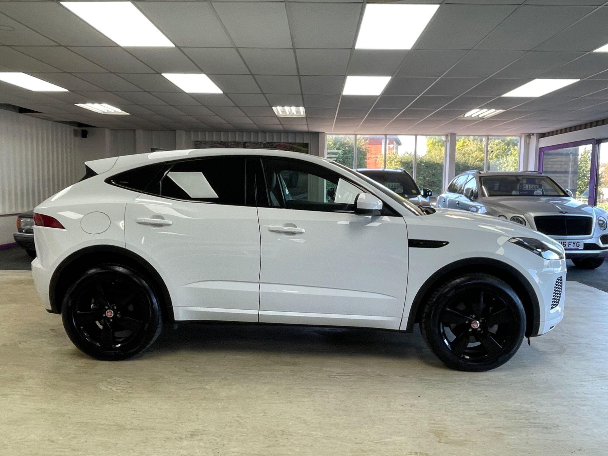 Jaguar E-Pace - Image 11