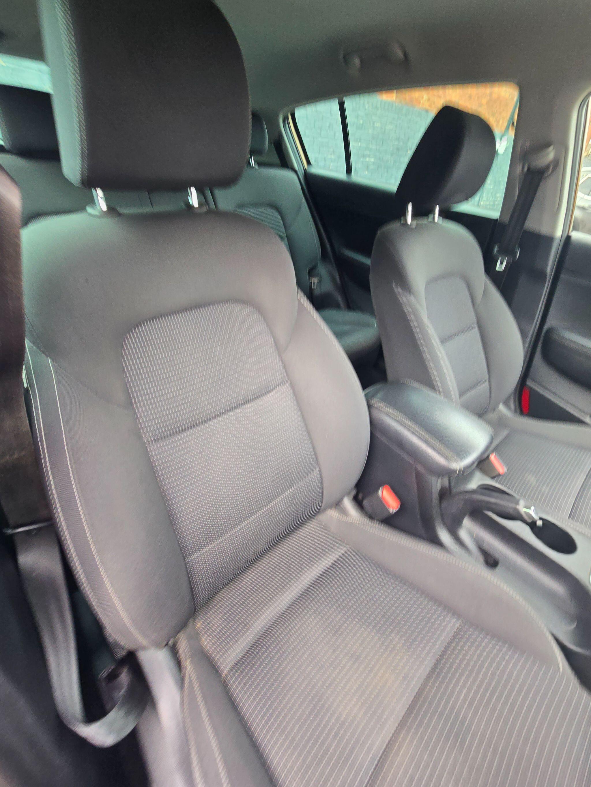 Kia Sportage - Image 30