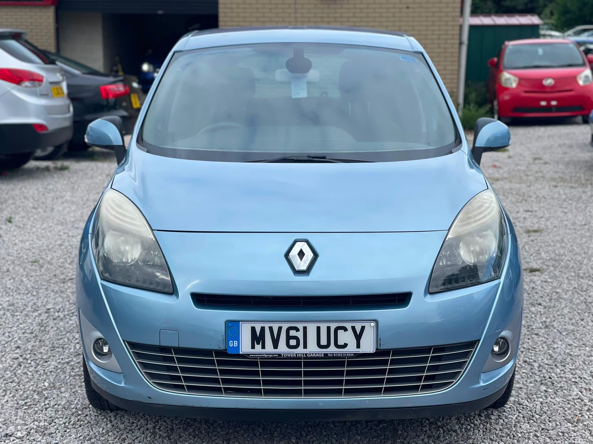 Renault Grand Scenic - Image 2