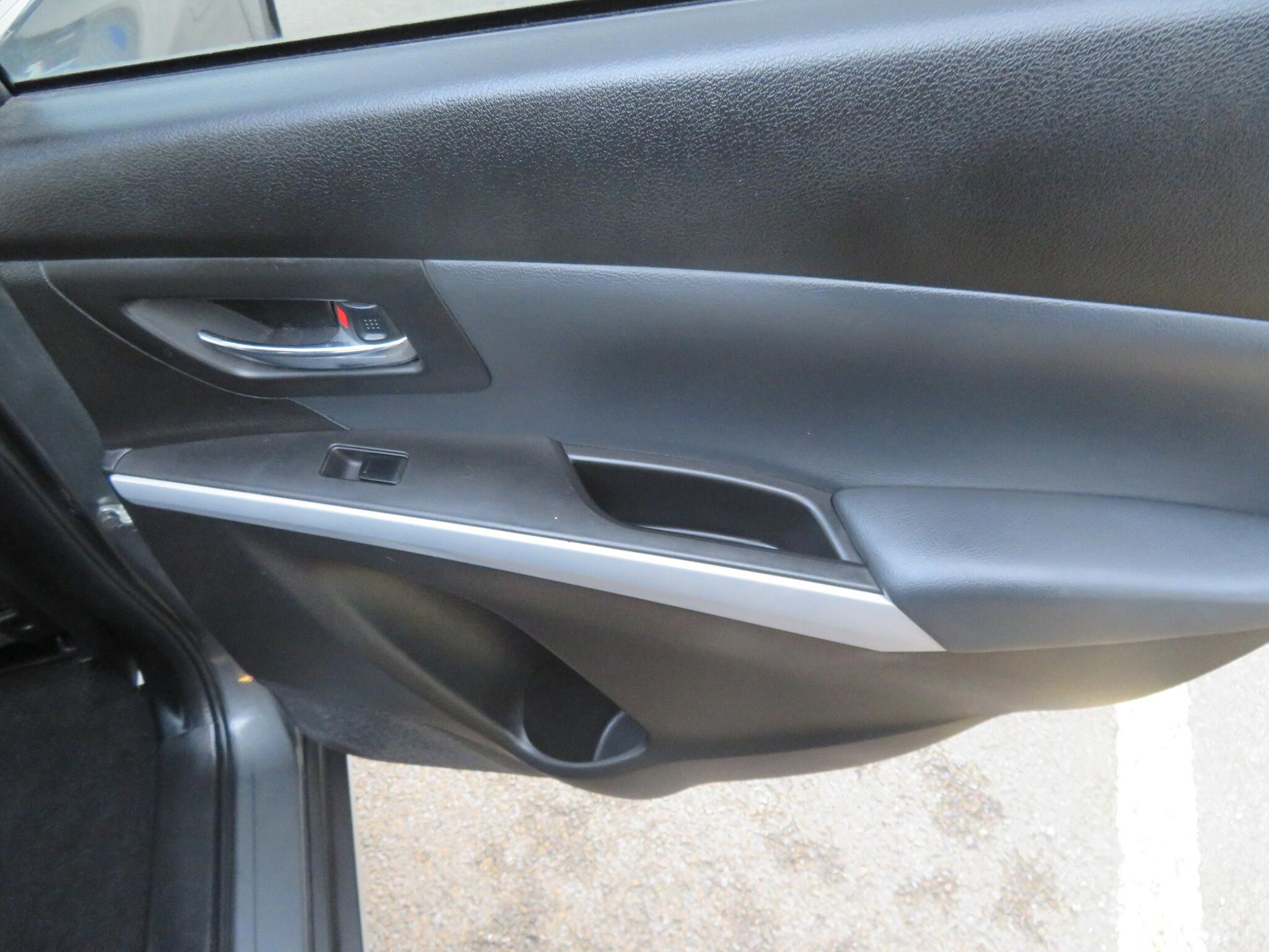 Suzuki SX4 S-Cross - Image 15