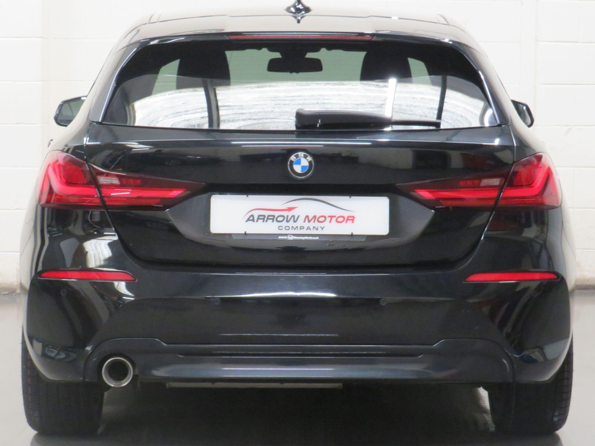 BMW 1 Series - Image 4