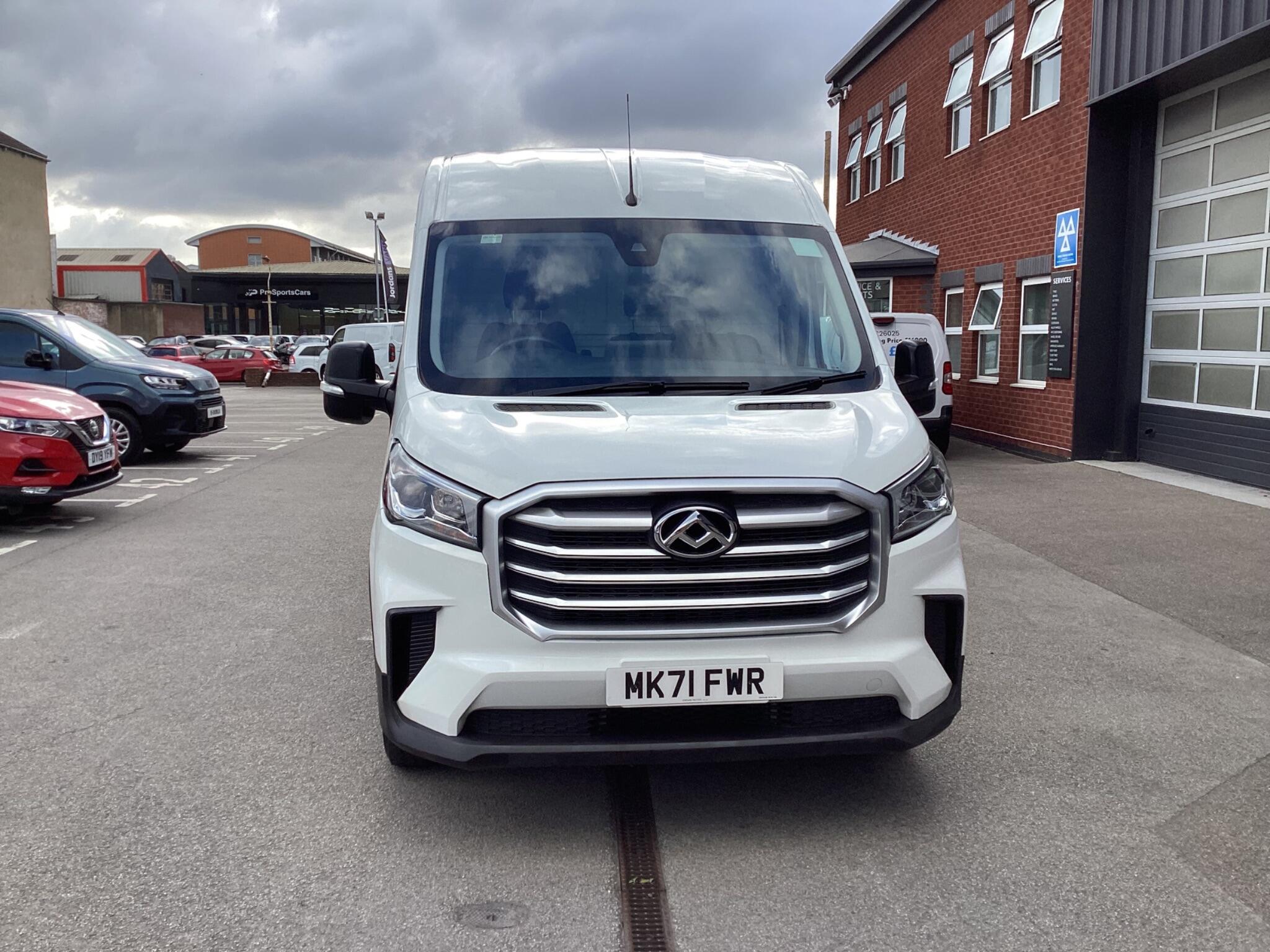 Maxus Deliver 9 - Image 4