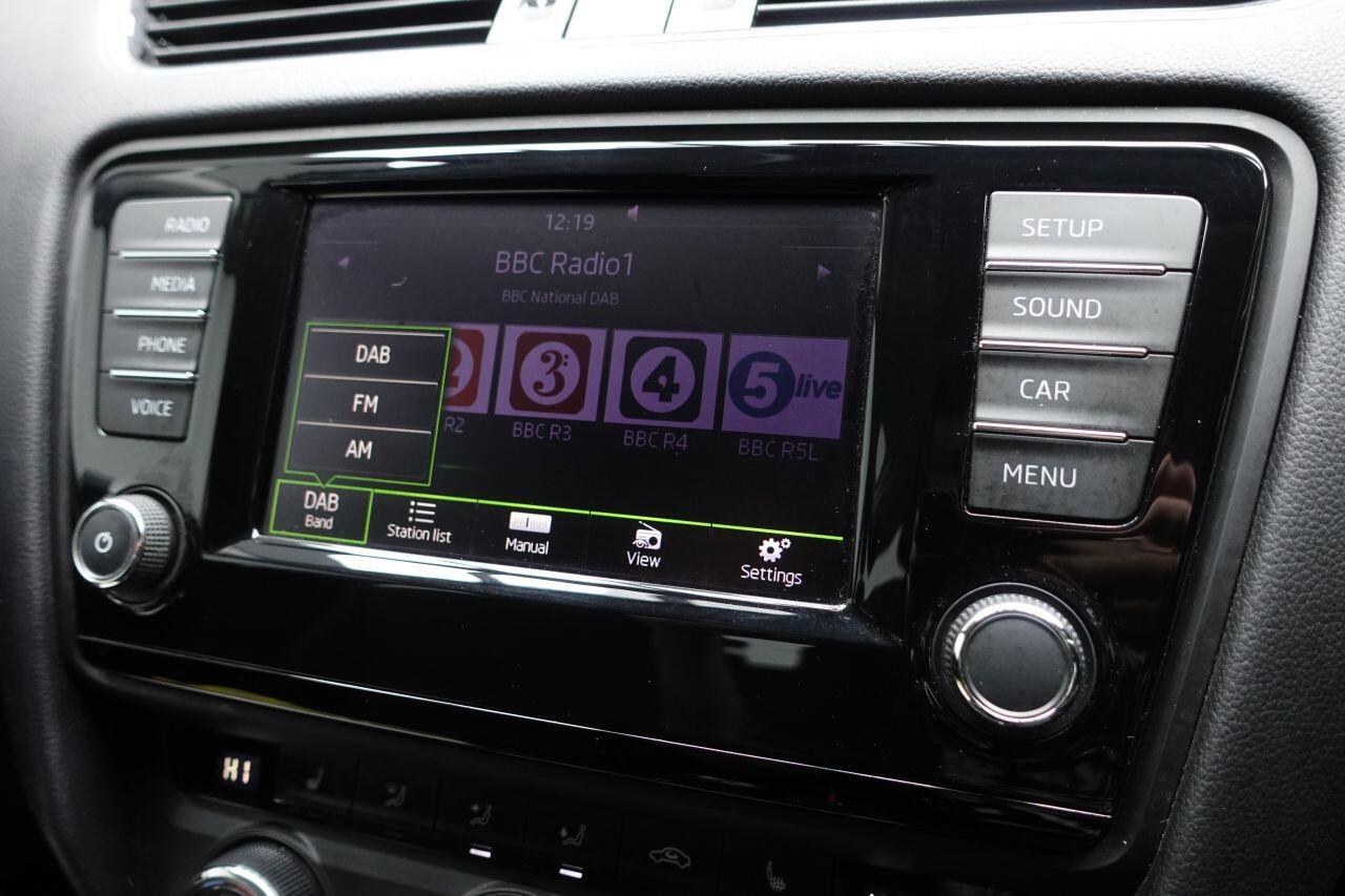 Skoda Octavia - Image 23