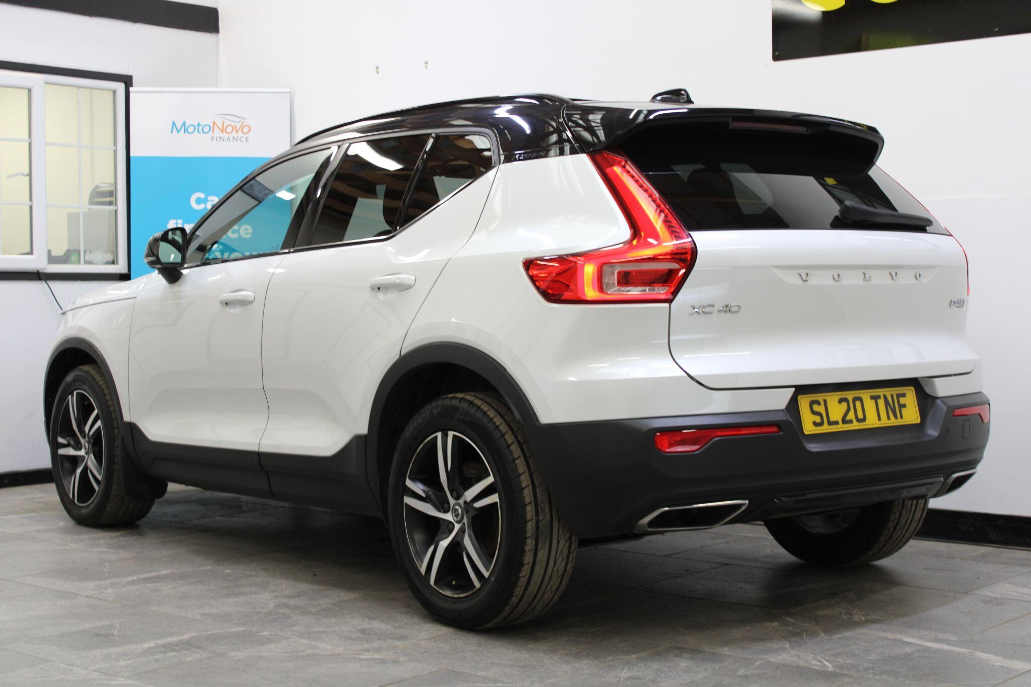 Volvo XC40 - Image 3