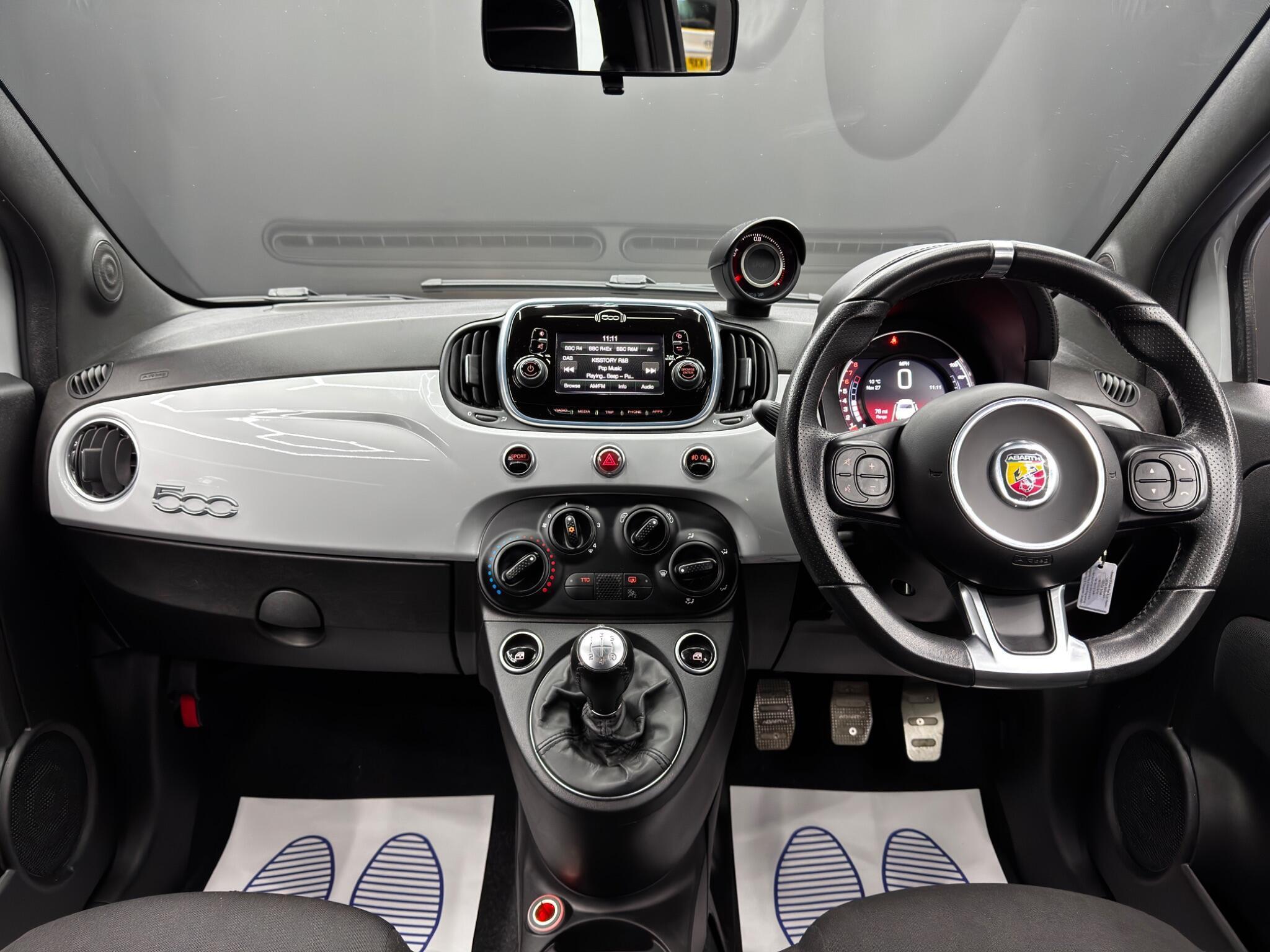 Abarth 595 - Image 10