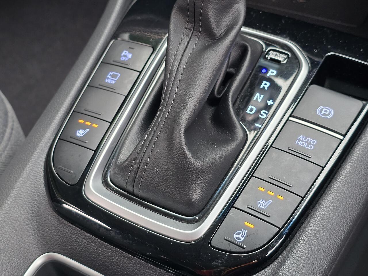 Hyundai Ioniq - Image 24