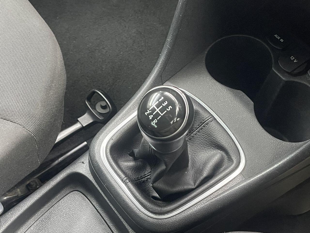 Volkswagen Polo - Image 40