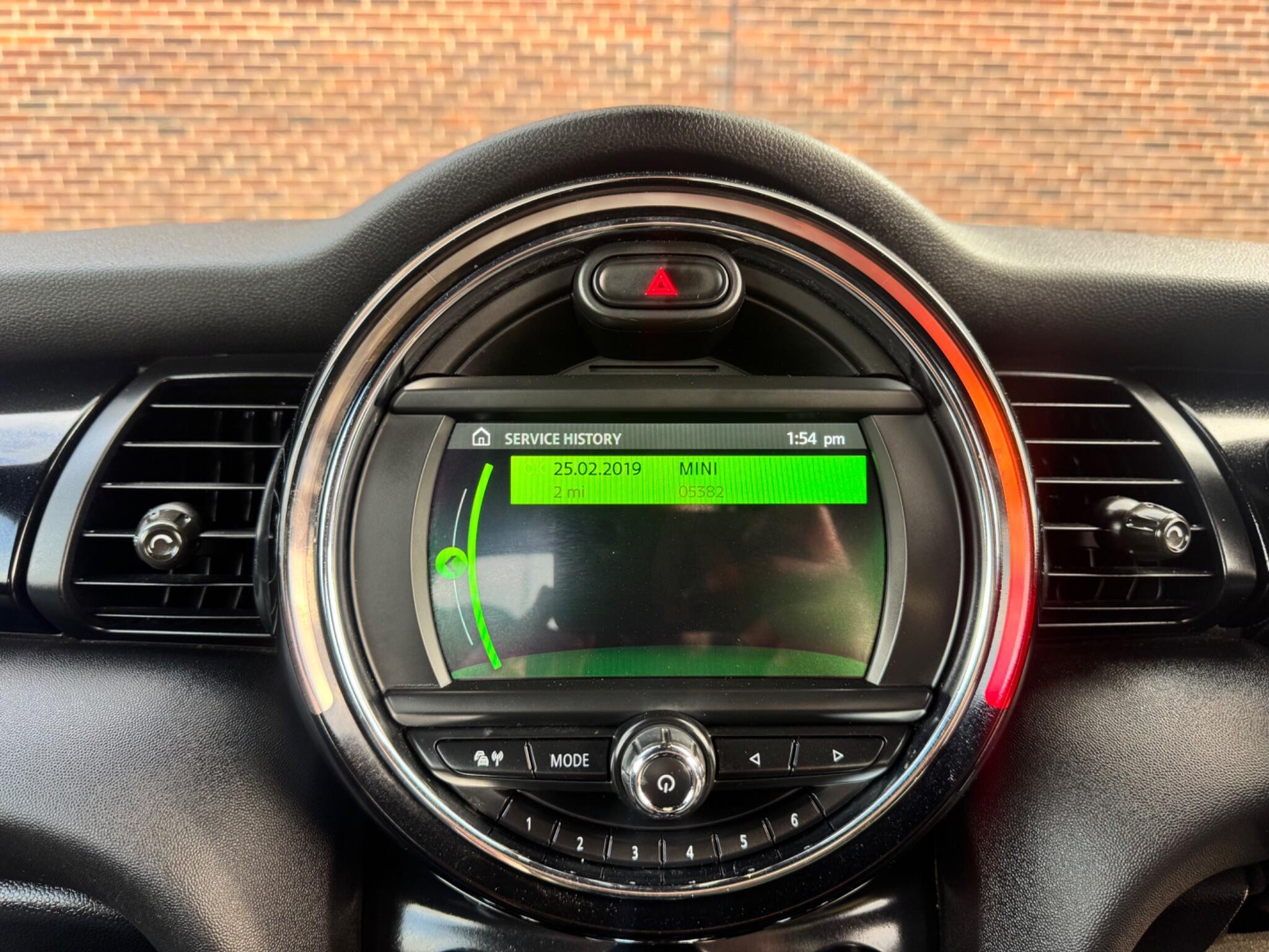 MINI Convertible - Image 51