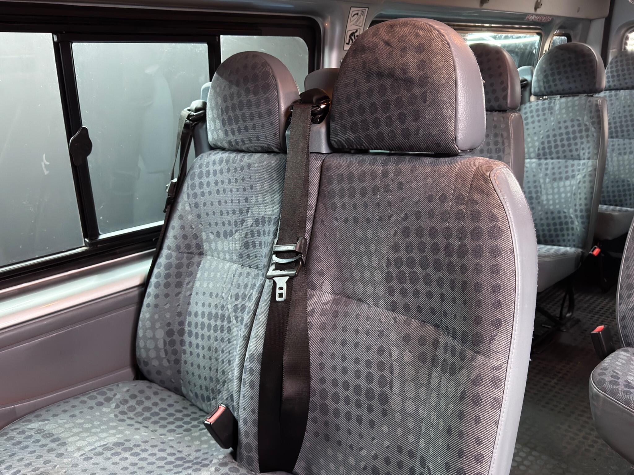 Ford Transit - Image 14