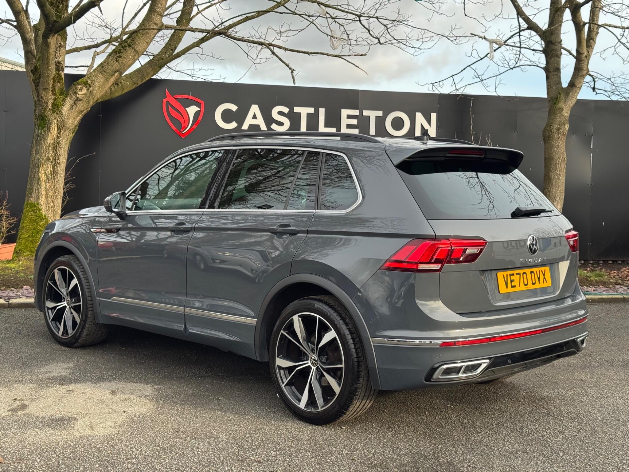 Volkswagen Tiguan - Image 4