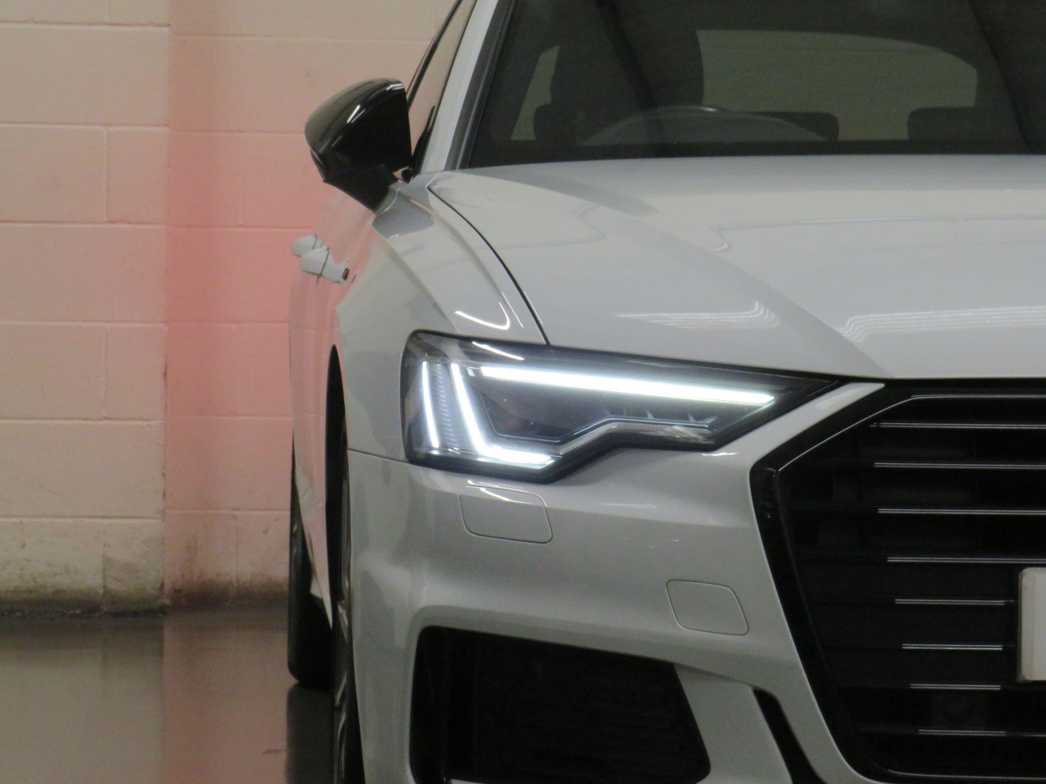 Audi A6 Avant - Image 13
