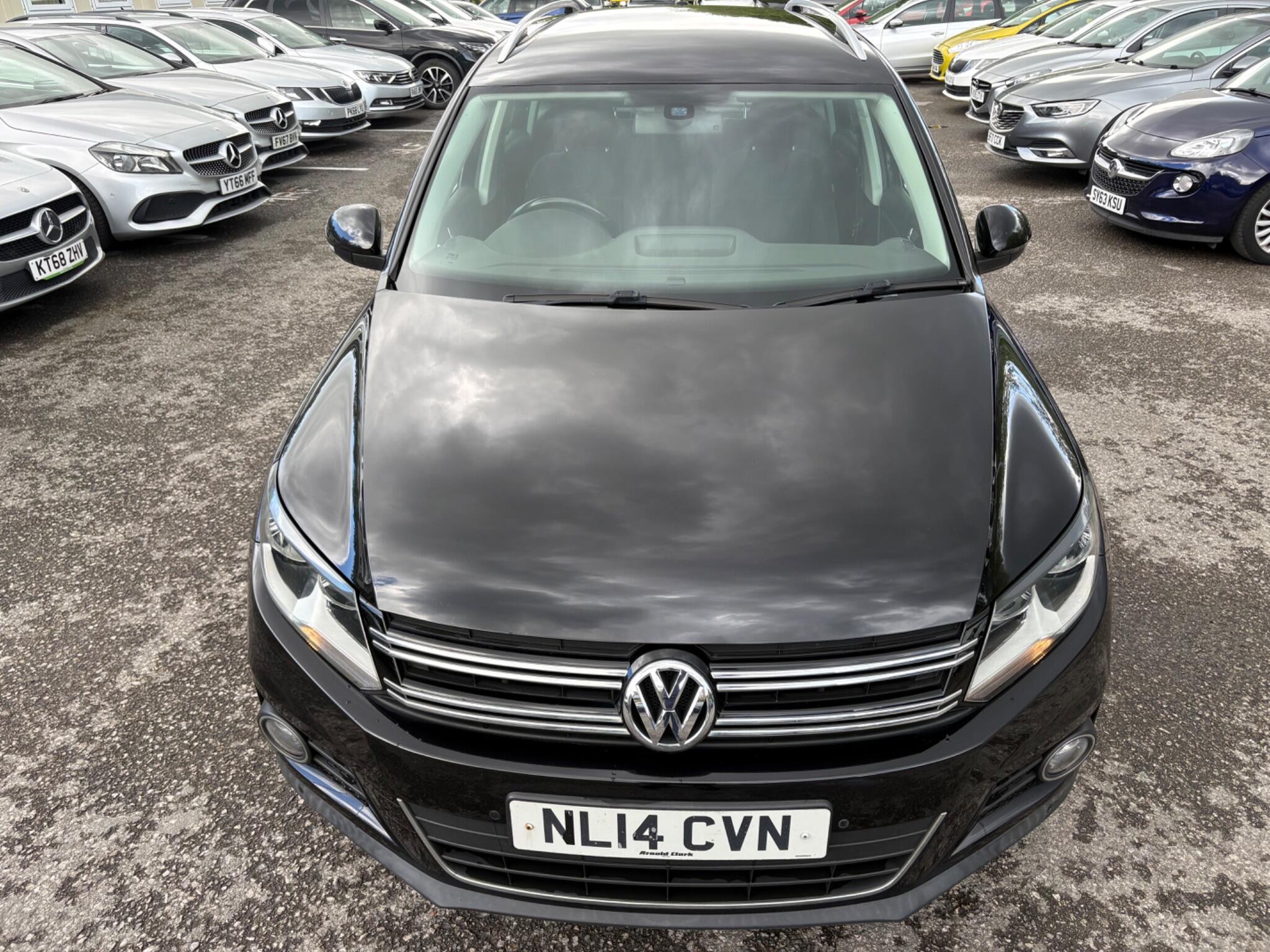 Volkswagen Tiguan - Image 6