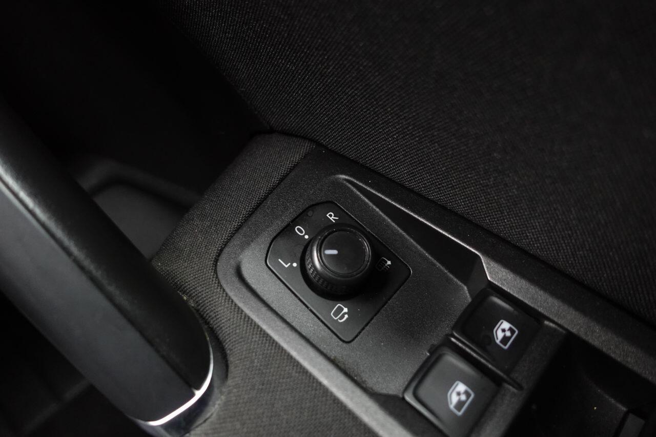 Volkswagen Touran - Image 48