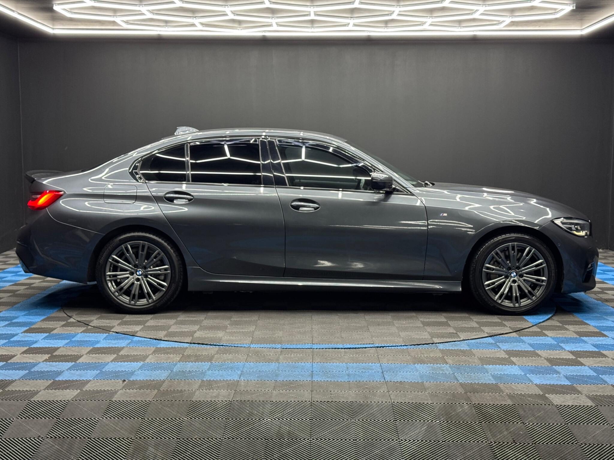 BMW 3 Series - Image 4