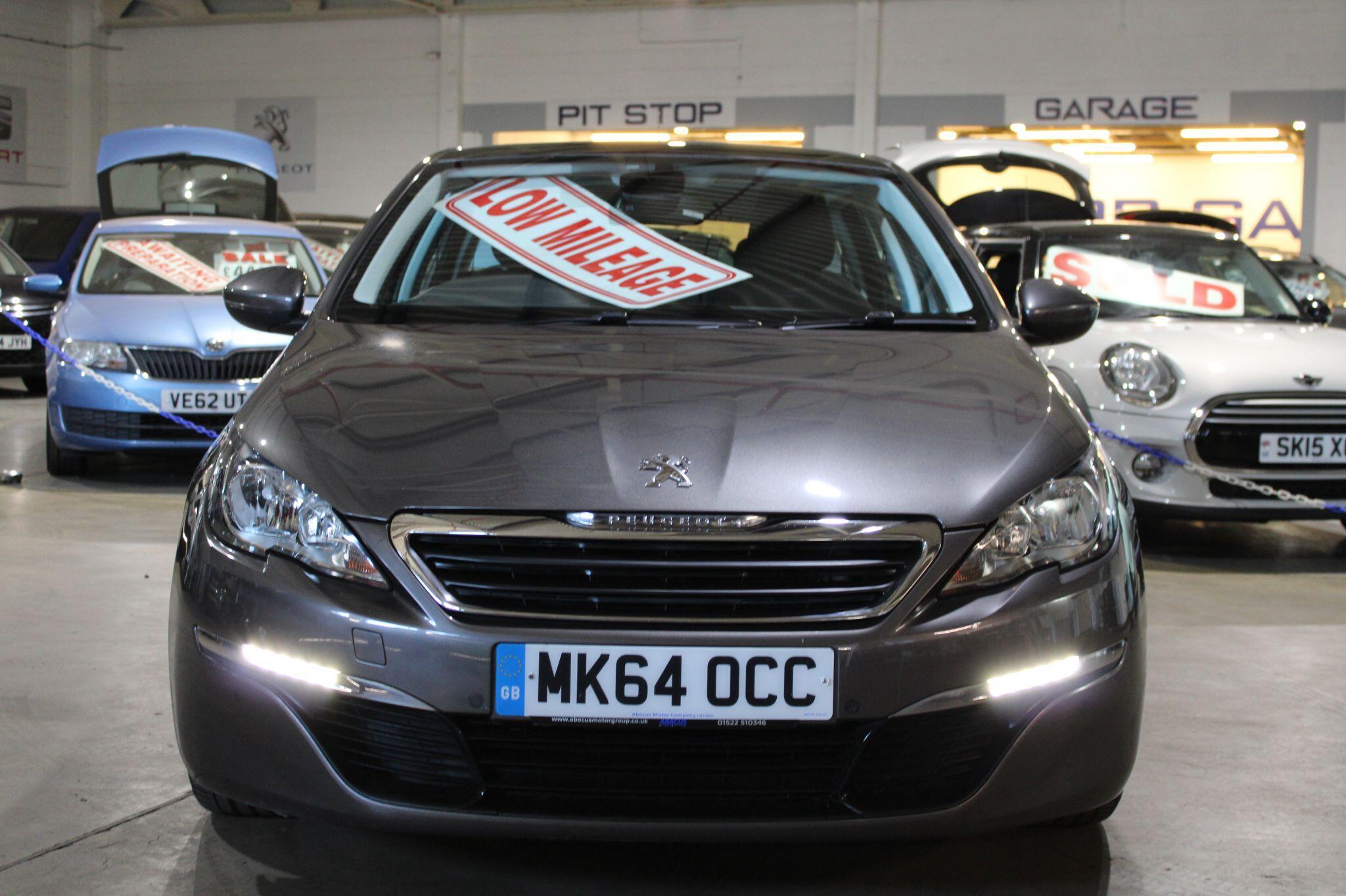 Peugeot 2008 - Image 9