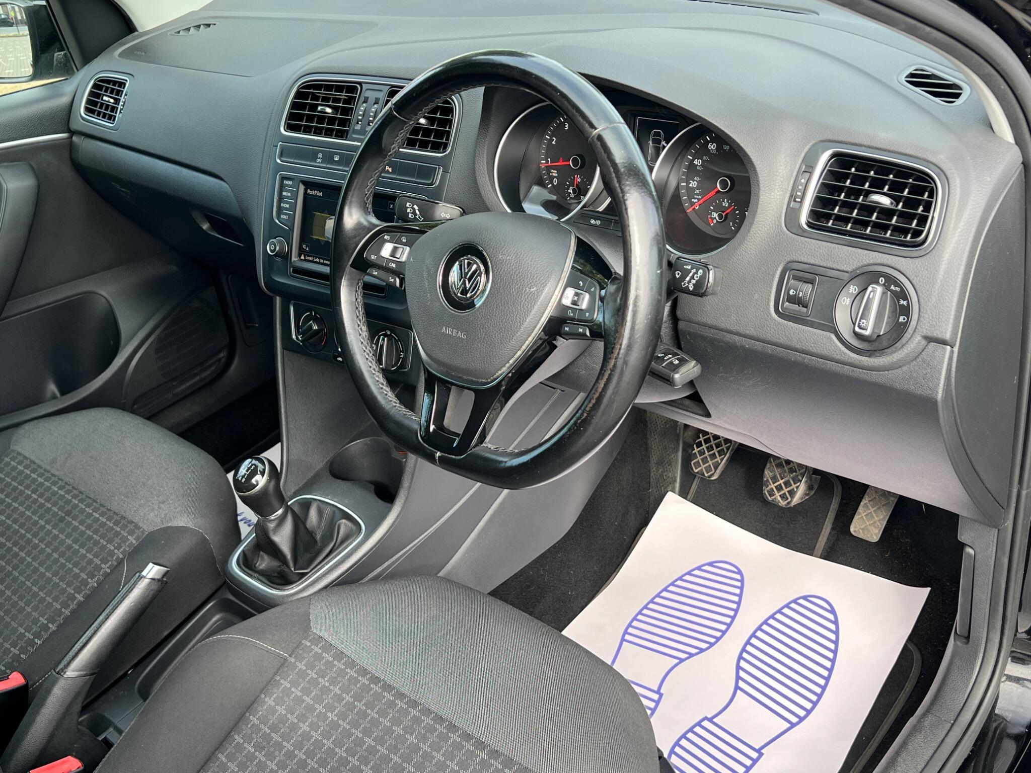 Volkswagen Polo - Image 14