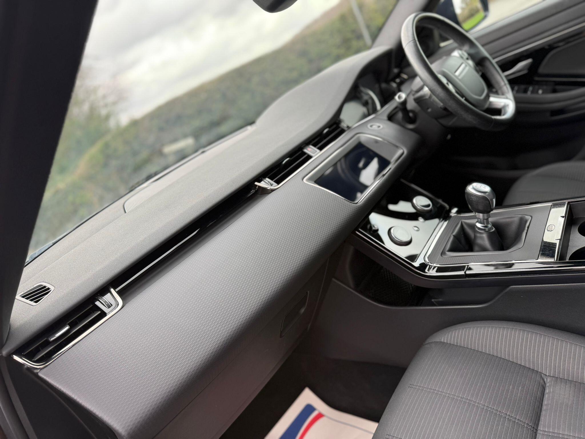 Land Rover Range Rover Evoque - Image 25