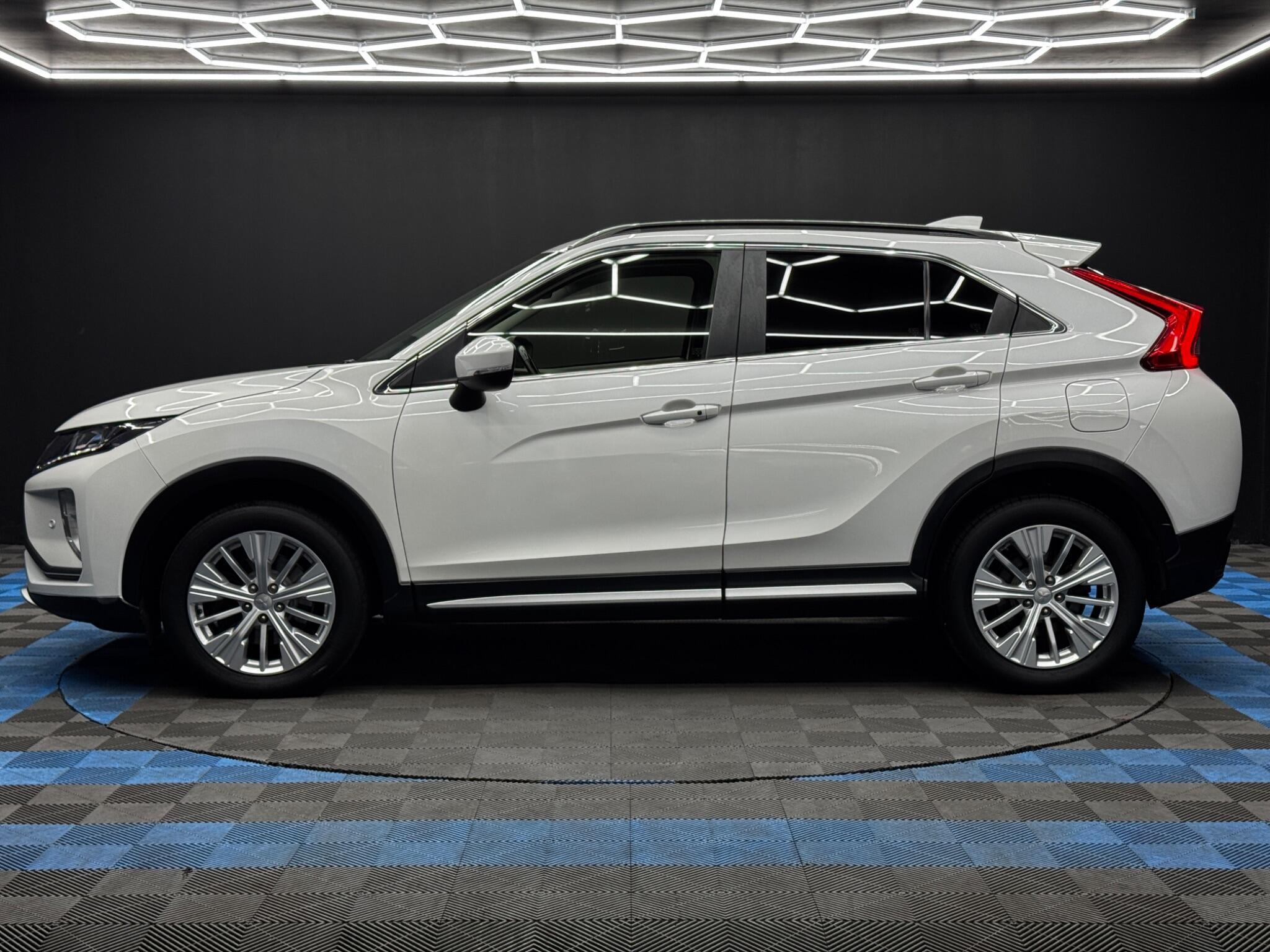 Mitsubishi Eclipse Cross - Image 8