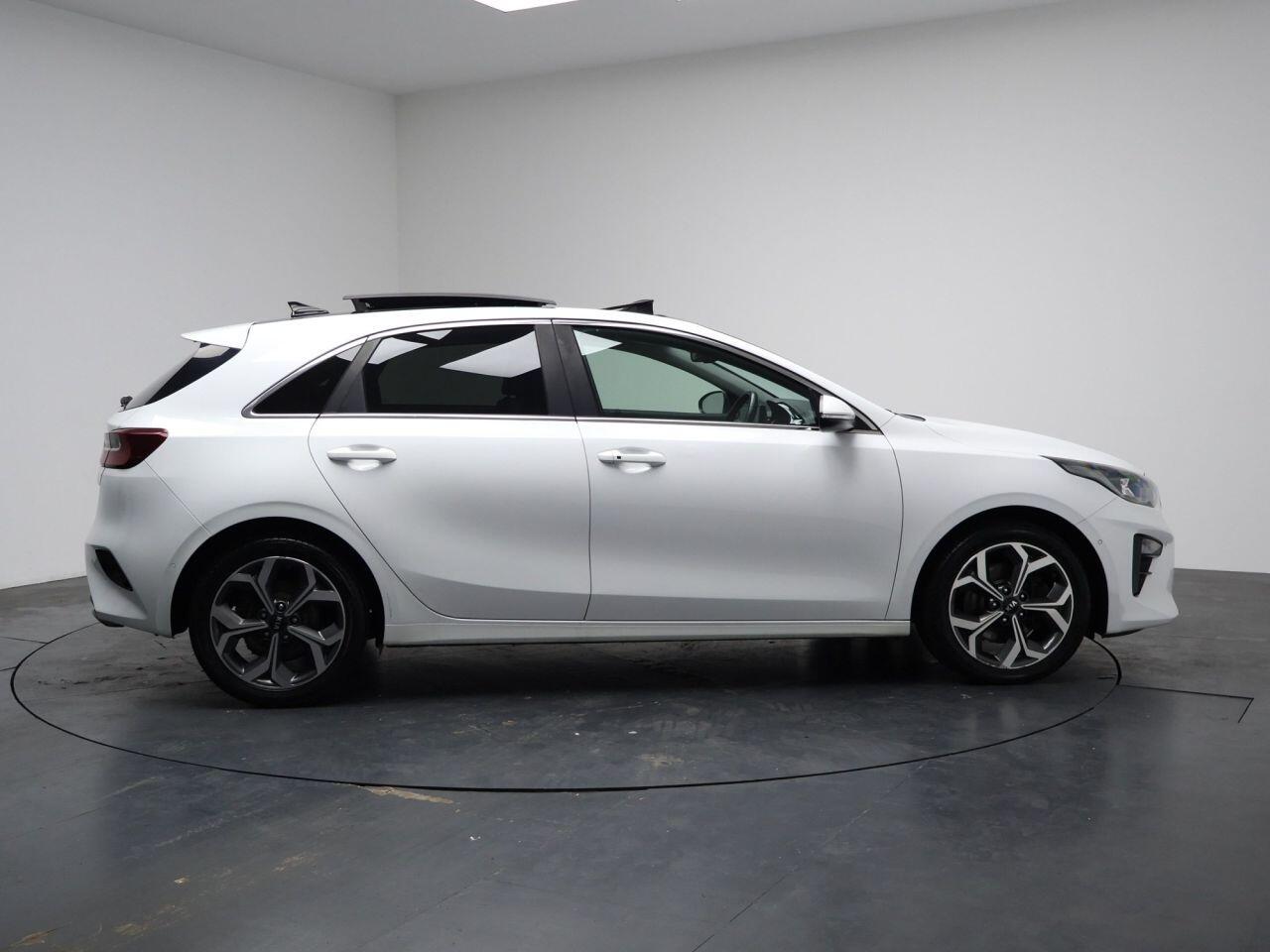 Kia ceed - Image 14
