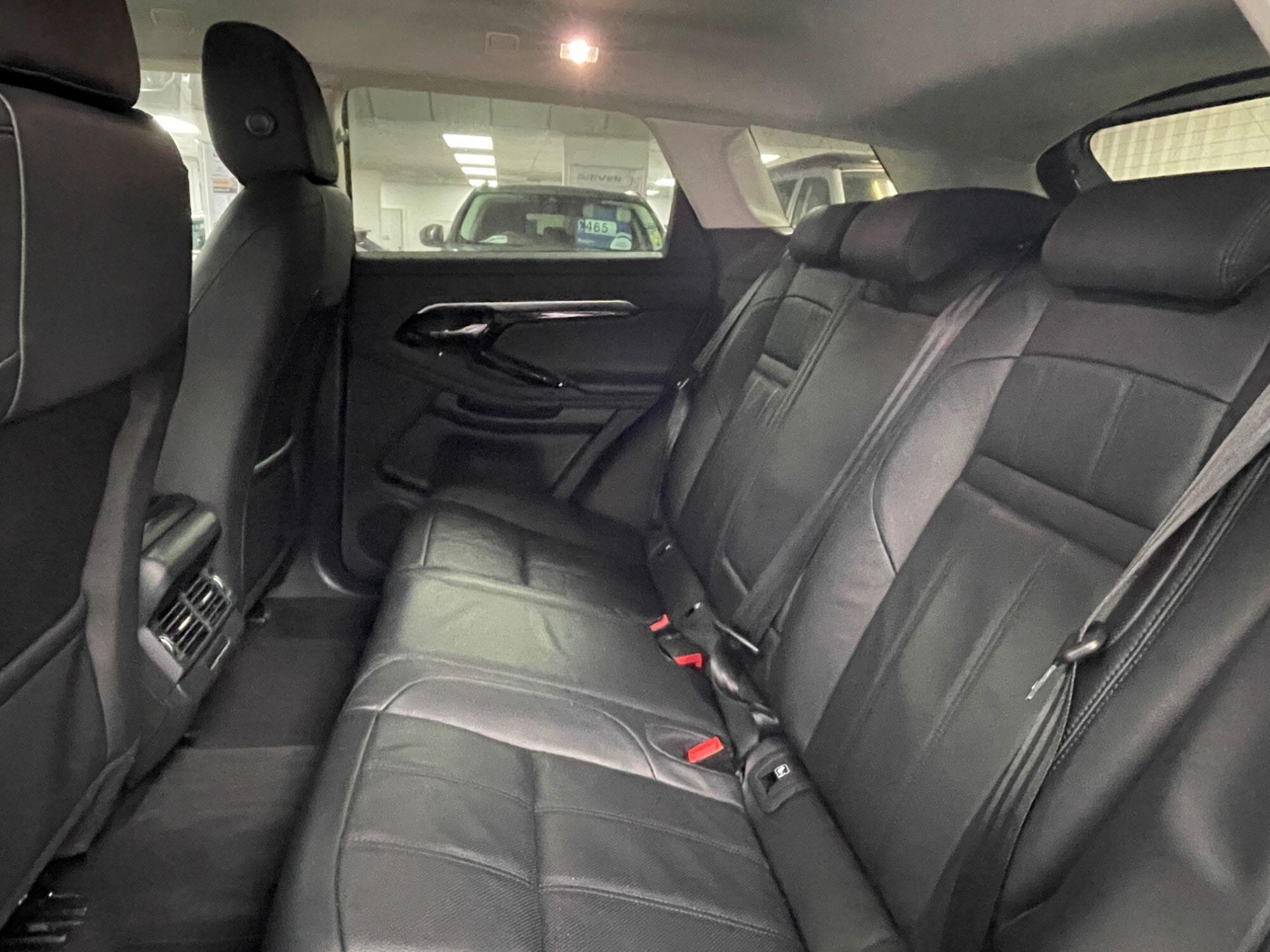 Land Rover Range Rover Evoque - Image 30