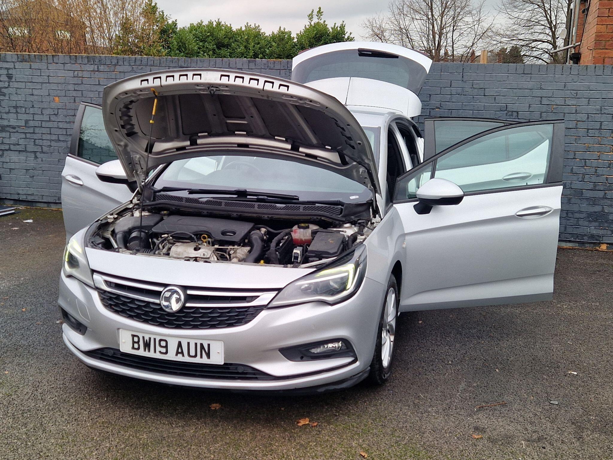 Vauxhall Astra - Image 13