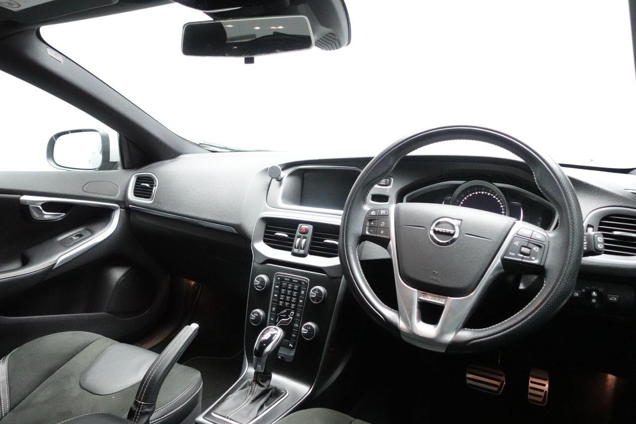 Volvo V40 - Image 31