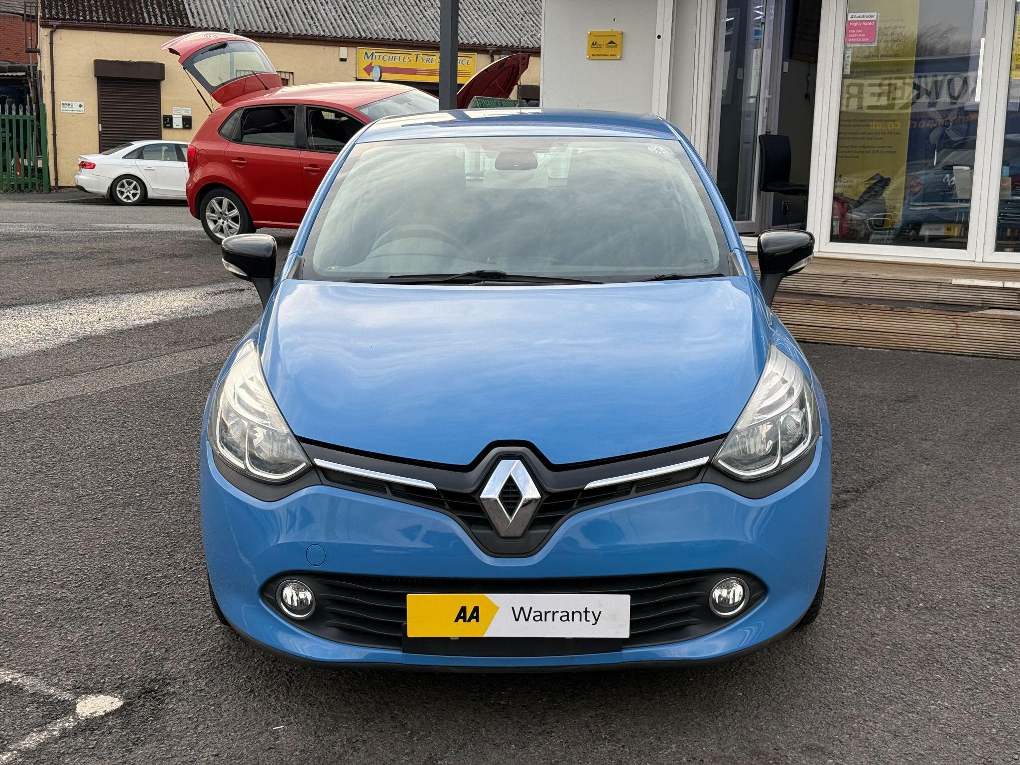 Renault Clio - Image 9