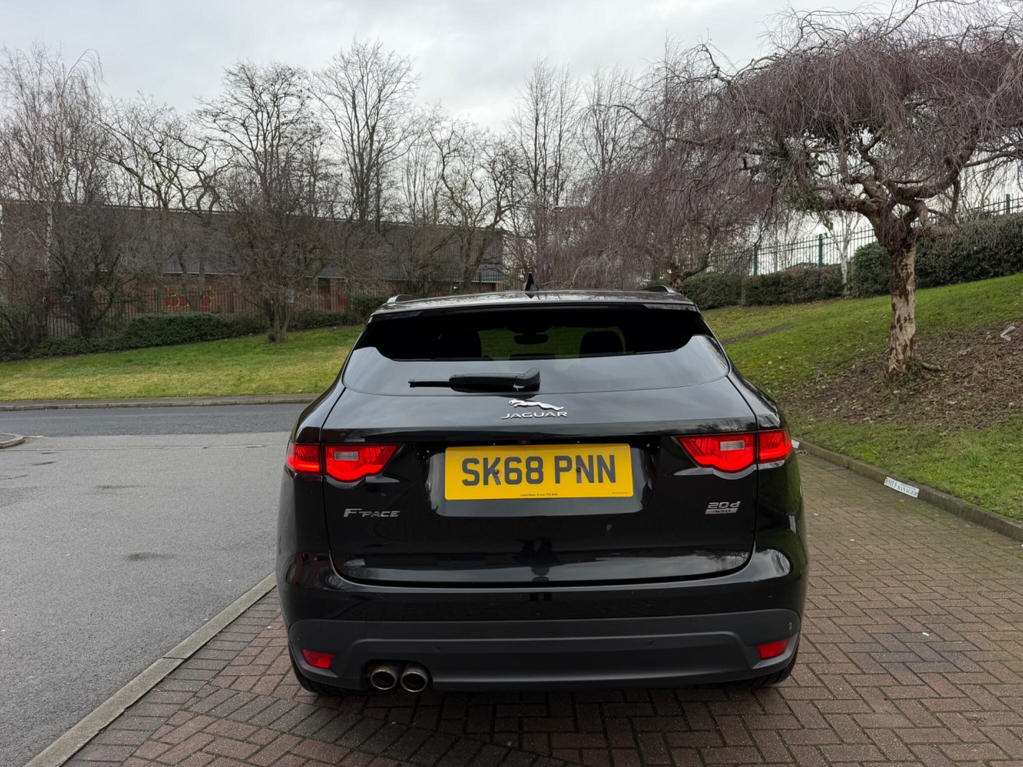 Jaguar F-Pace - Image 23