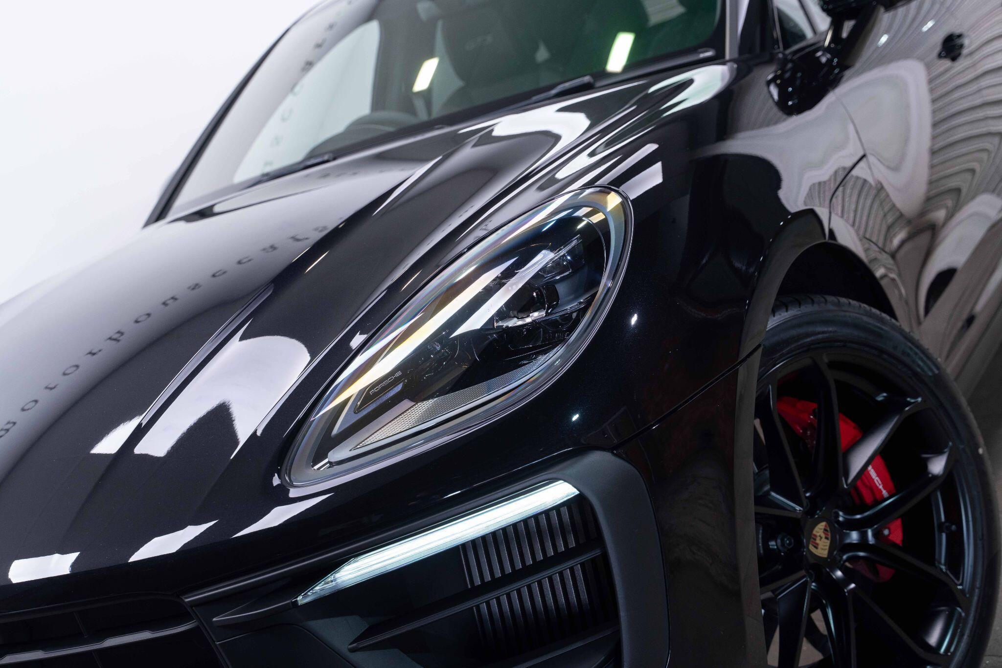 Porsche Macan - Image 39