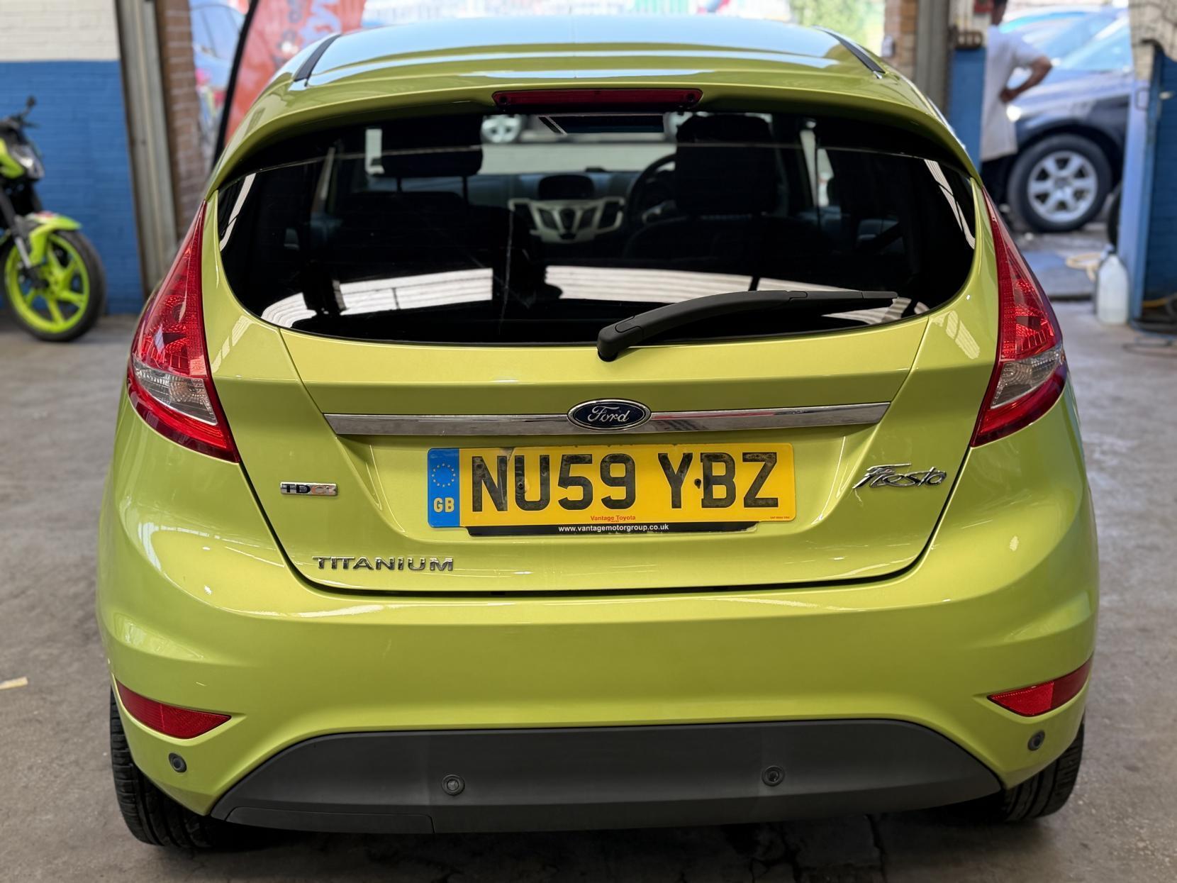 Ford Fiesta - Image 4