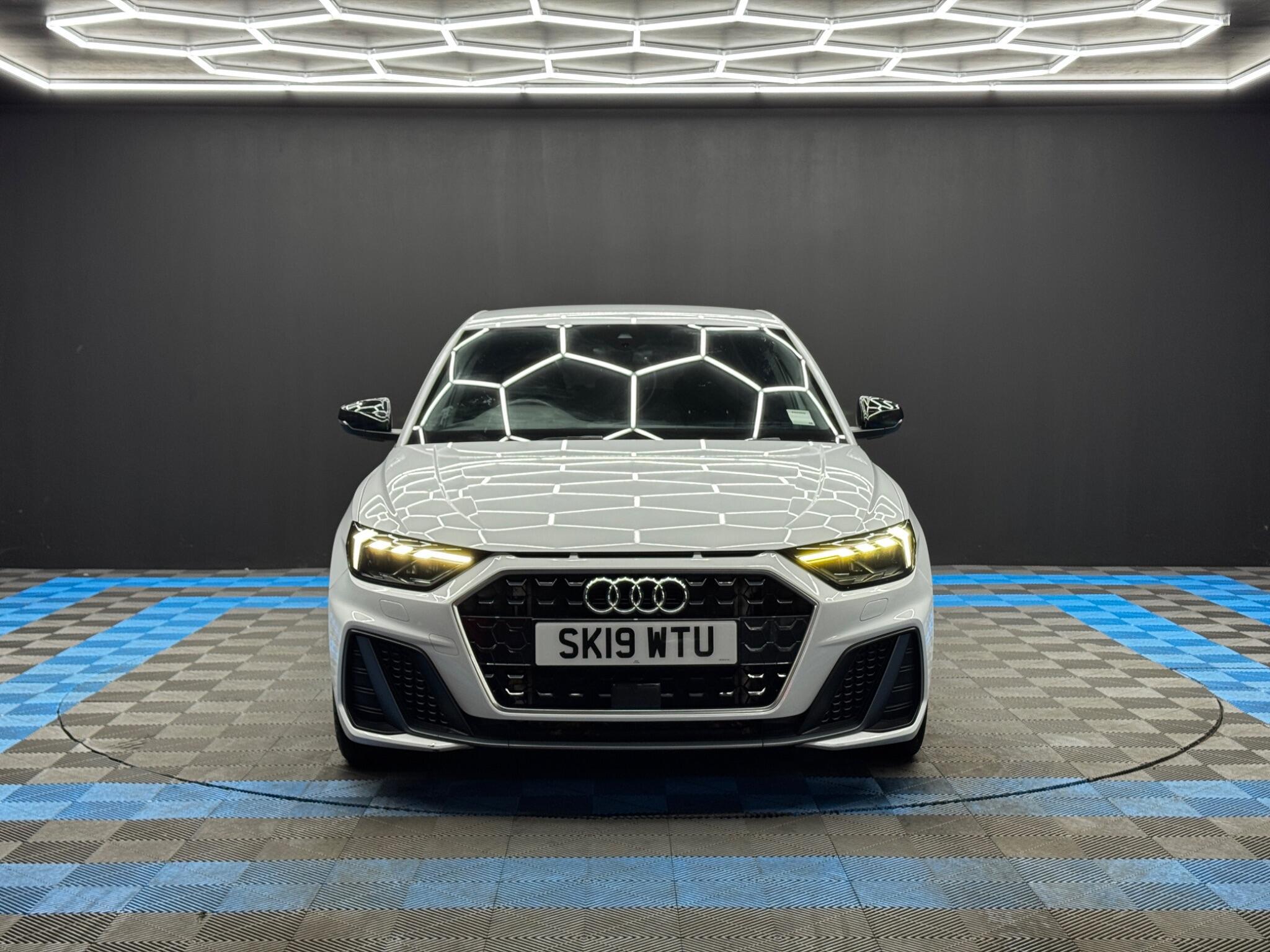 Audi A1 - Image 2