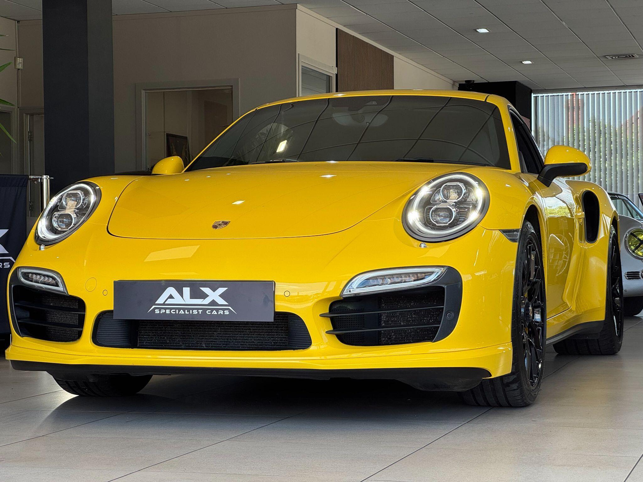 Porsche 911 - Image 13