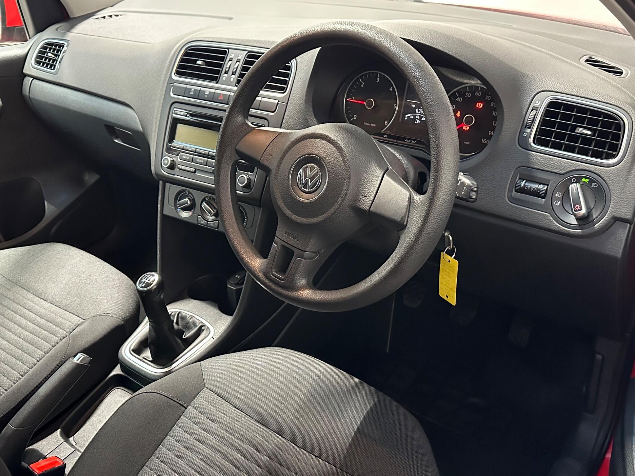 Volkswagen Polo - Image 4