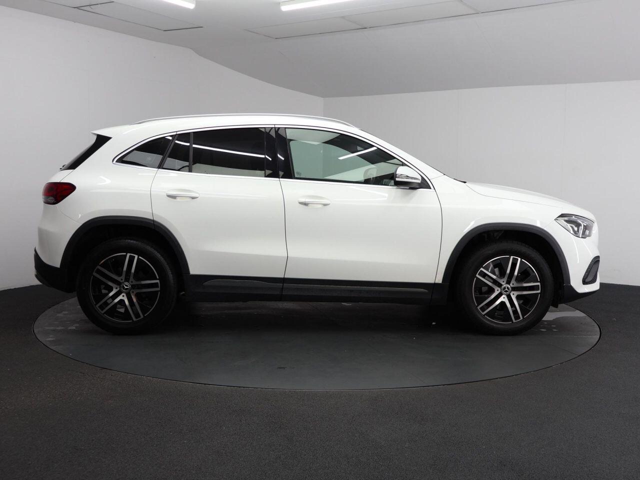 Mercedes GLA - Image 12