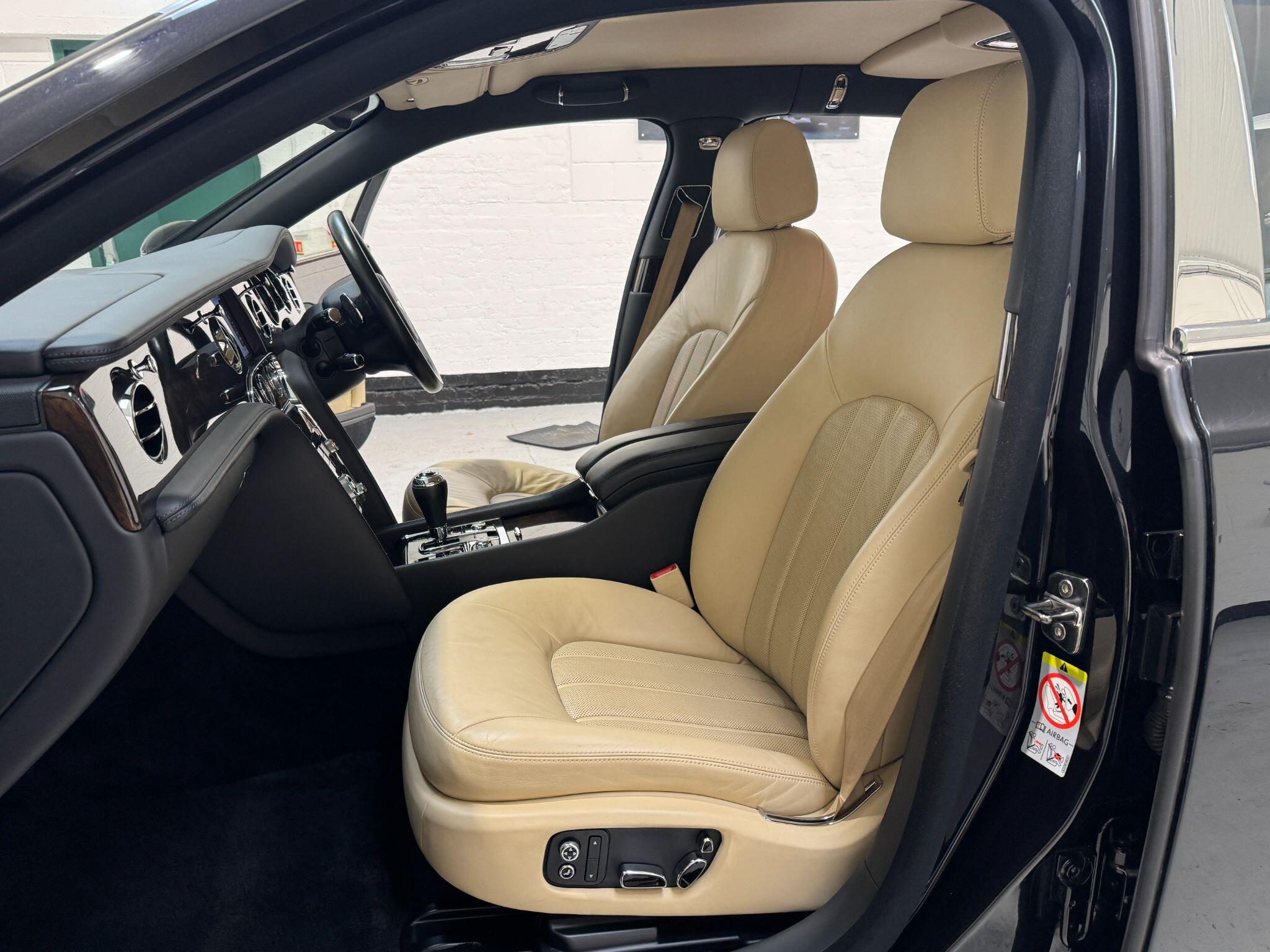 Bentley Mulsanne - Image 84