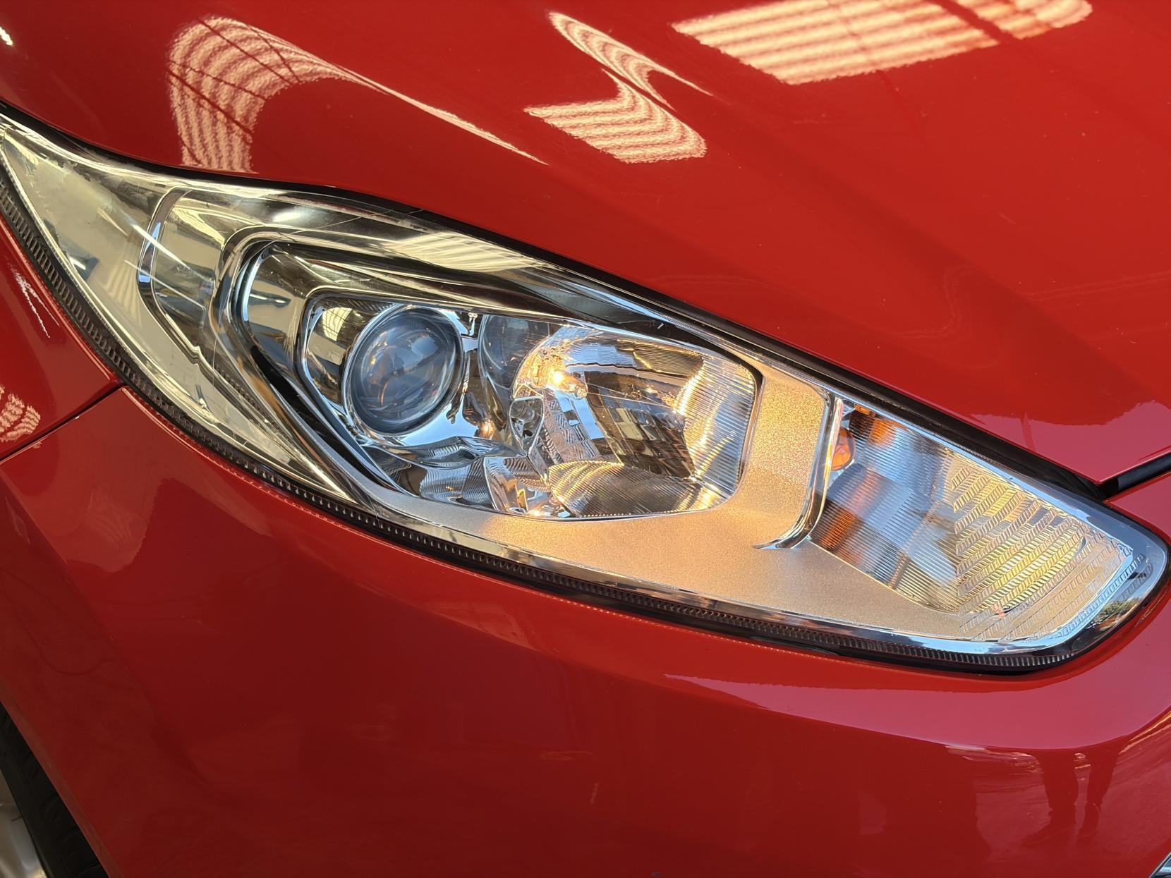 Ford Fiesta - Image 8