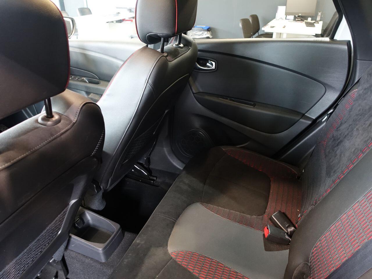 Renault Captur - Image 16