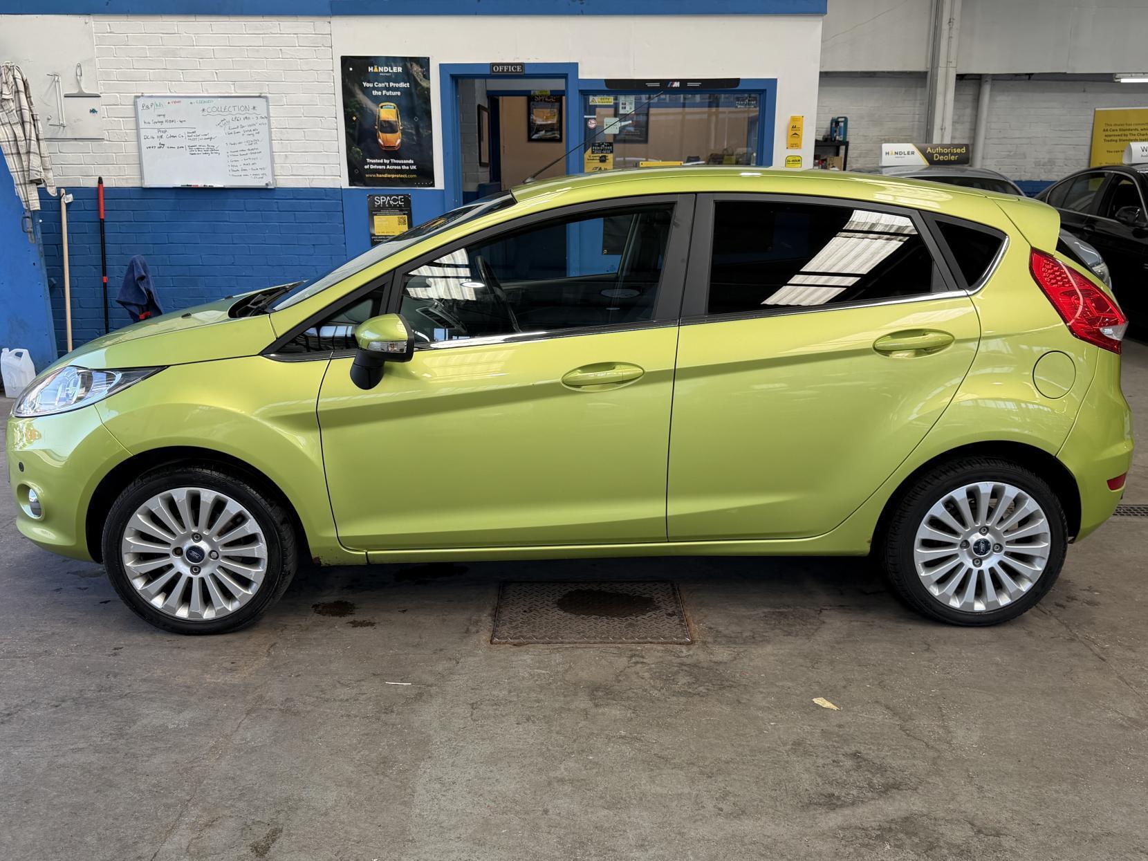Ford Fiesta - Image 6