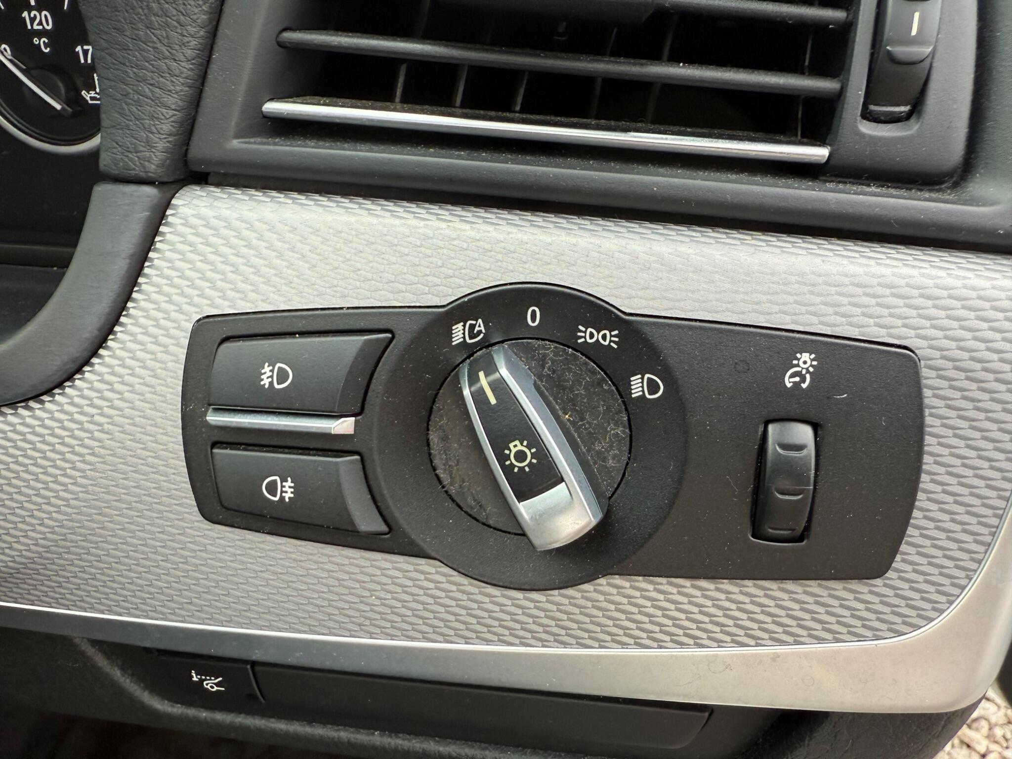 BMW 5 Series - Image 34