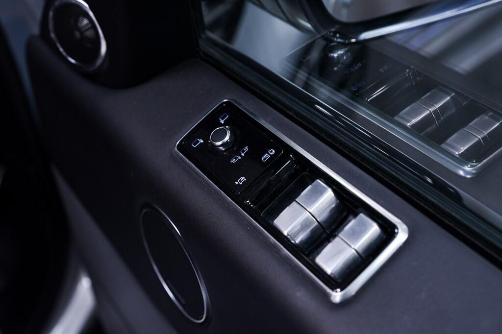 Land Rover RANGE ROVER SPORT - Image 35