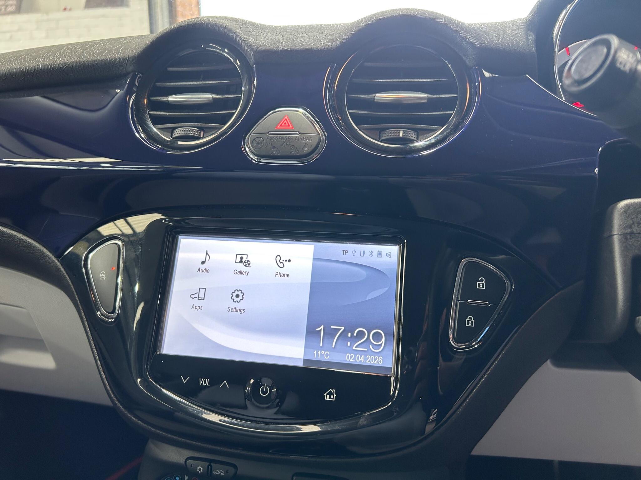 Vauxhall ADAM - Image 11