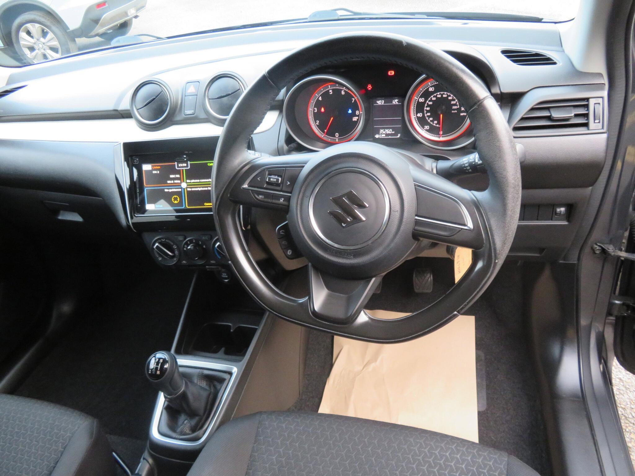 Suzuki Swift - Image 12