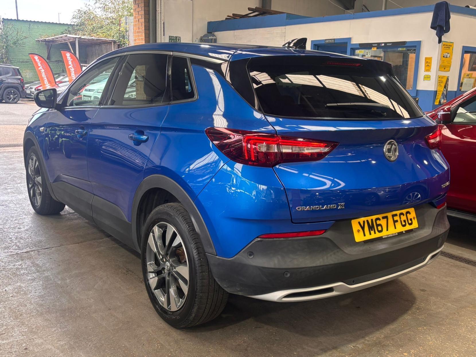 Vauxhall Grandland X - Image 19