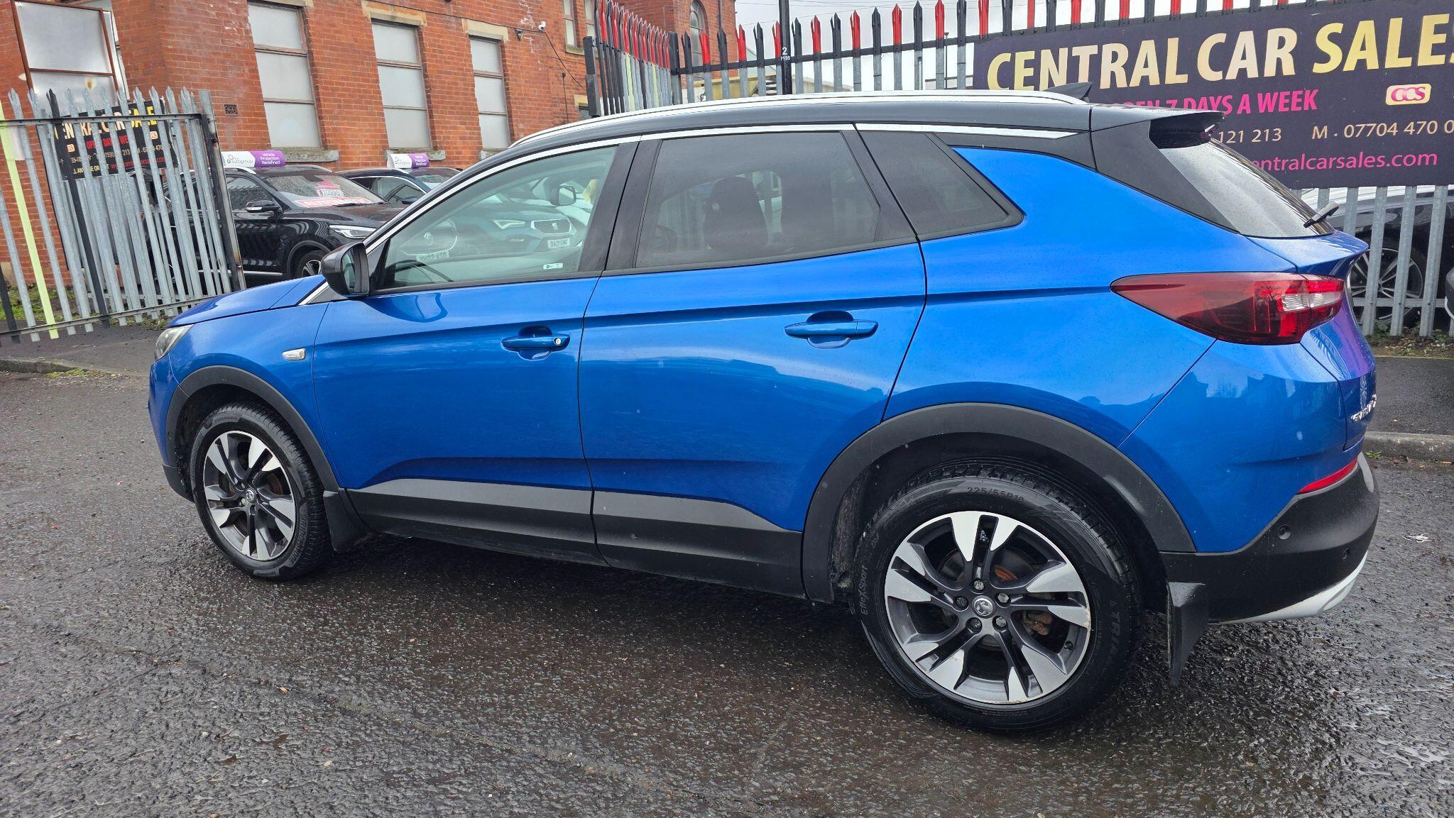 Vauxhall Grandland X - Image 15