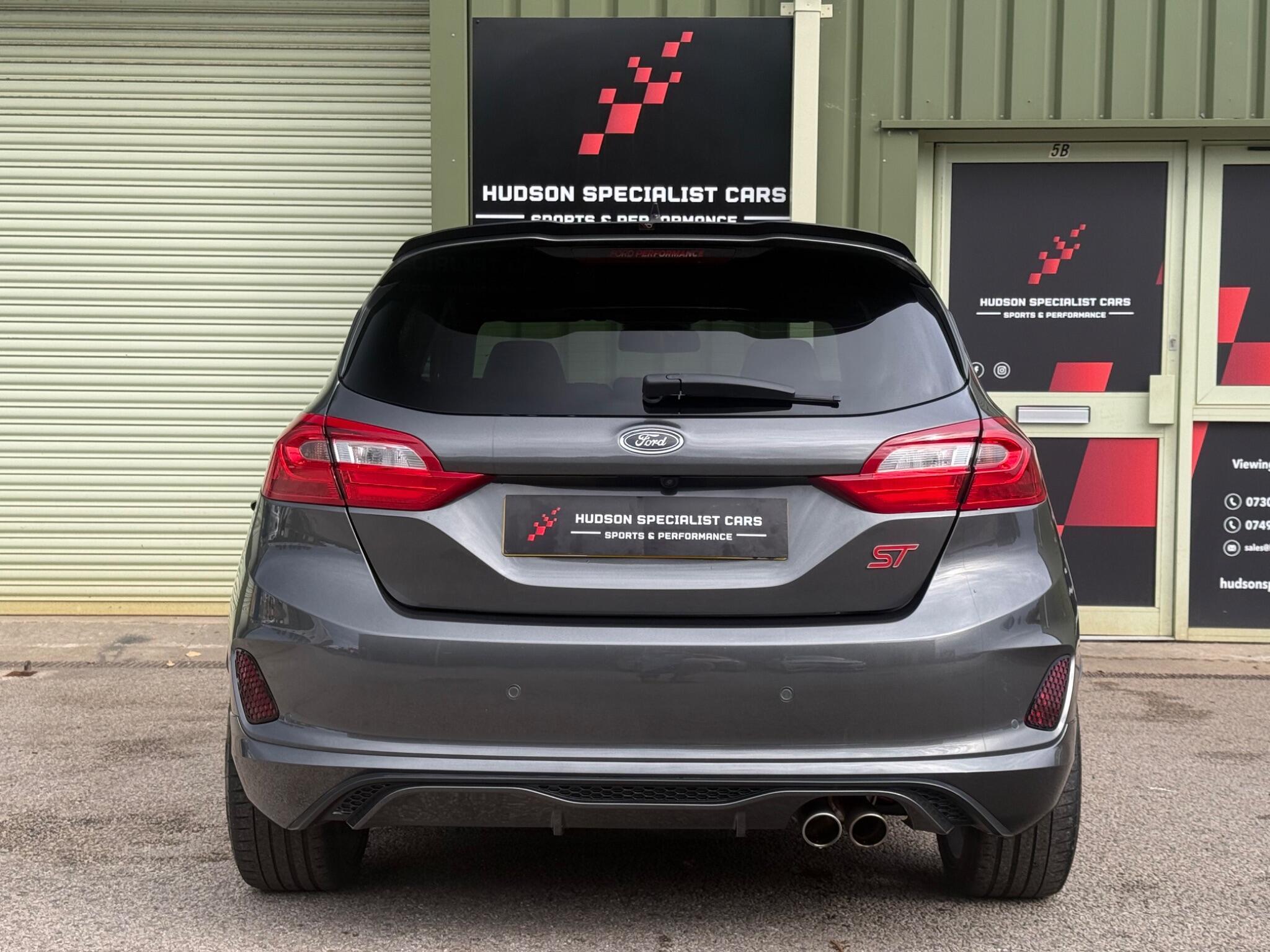Ford Fiesta - Image 10