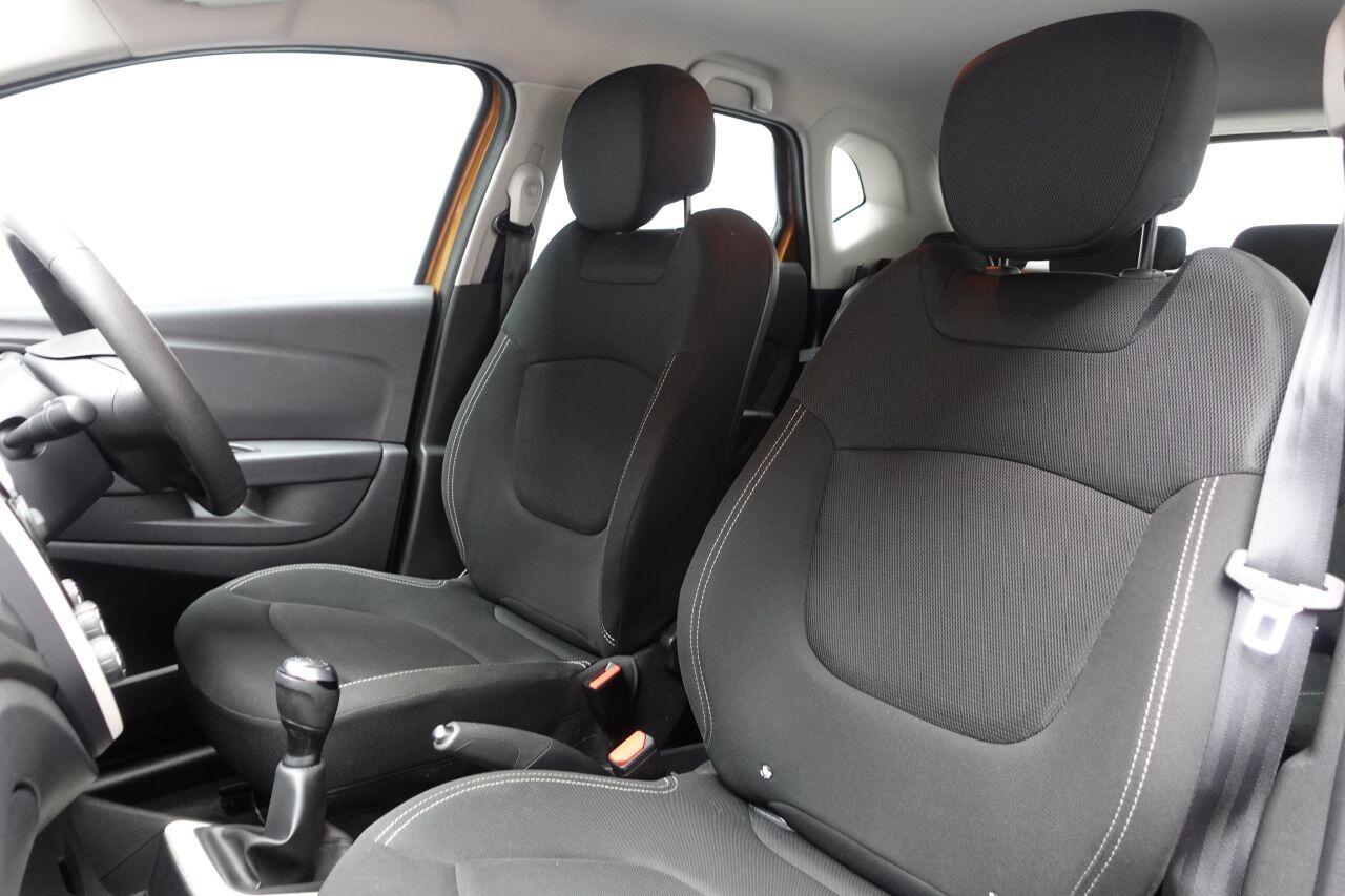 Renault Captur - Image 17