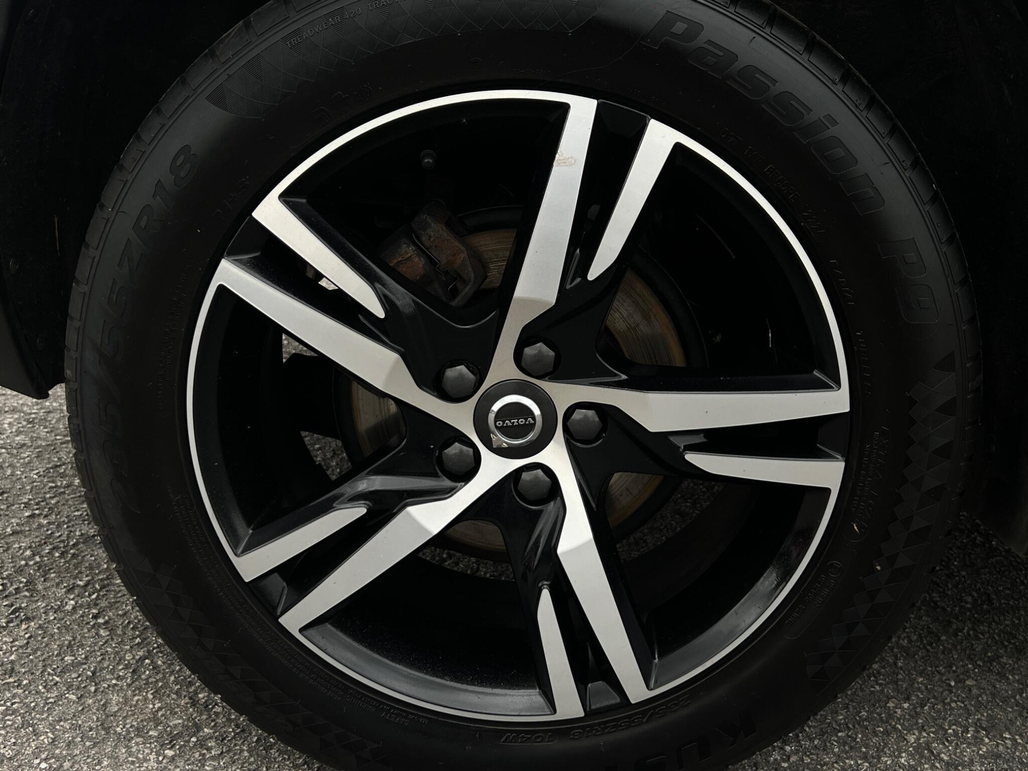 Volvo XC40 - Image 11