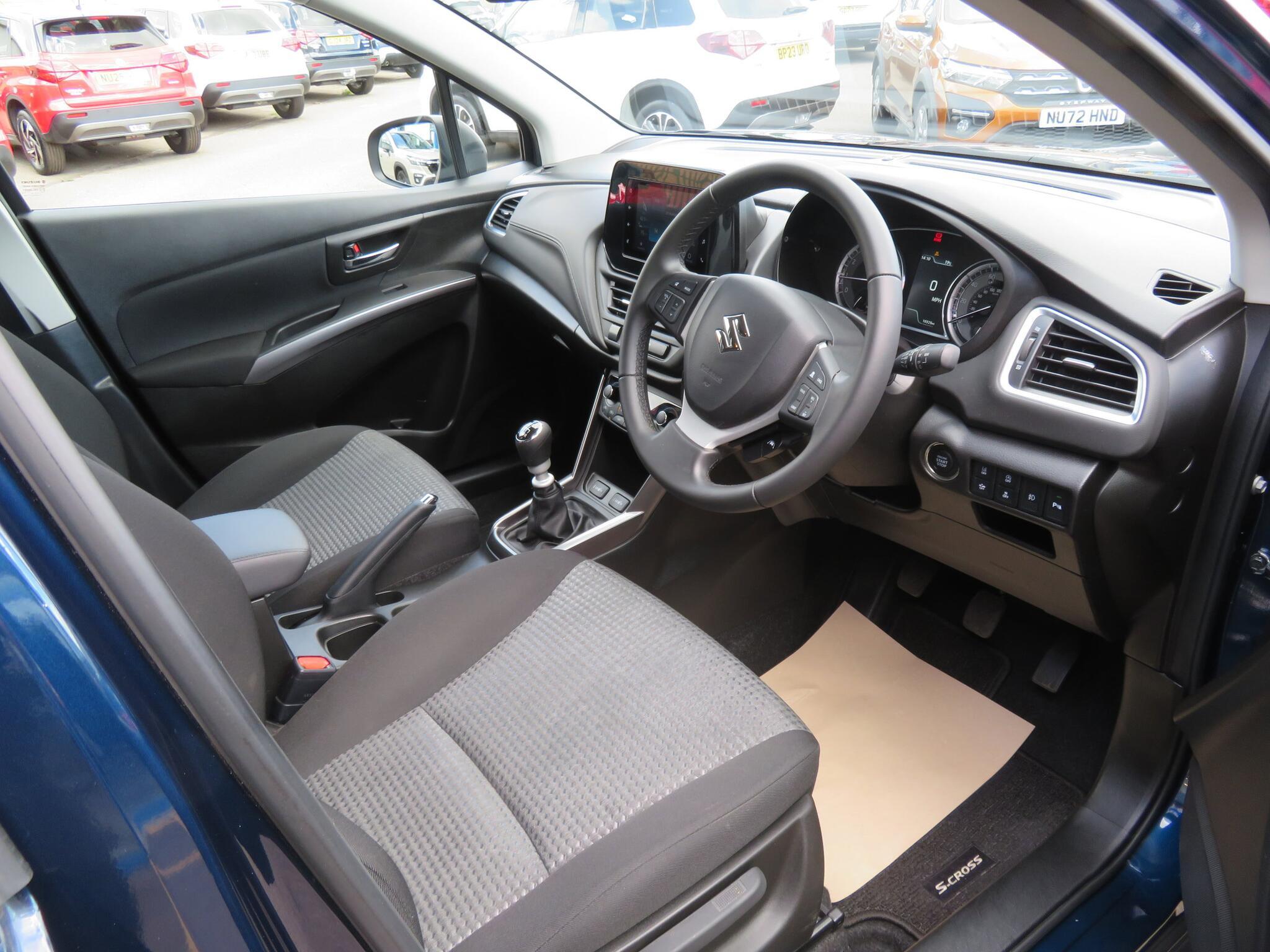 Suzuki S-Cross - Image 13