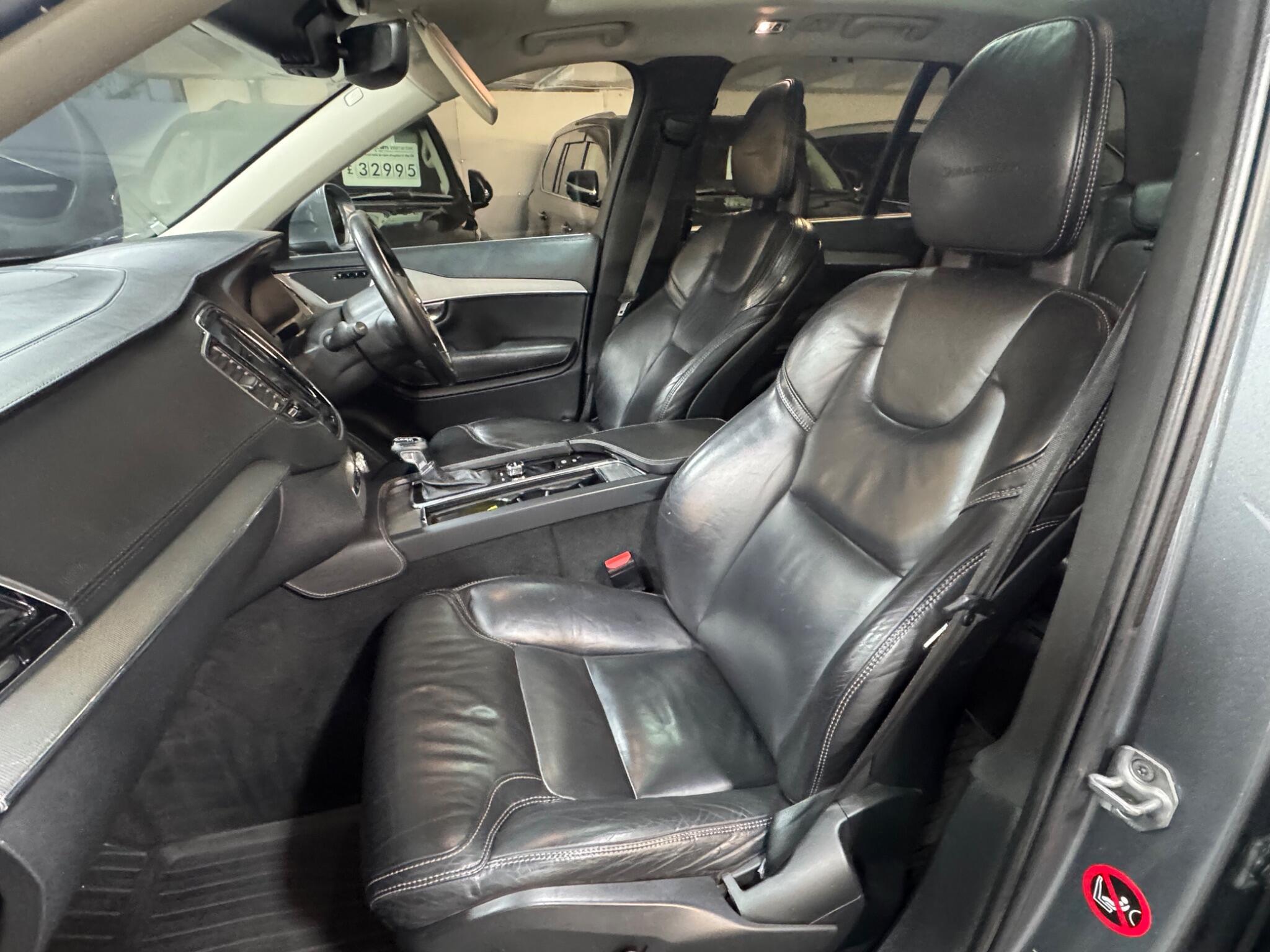 Volvo XC90 - Image 9